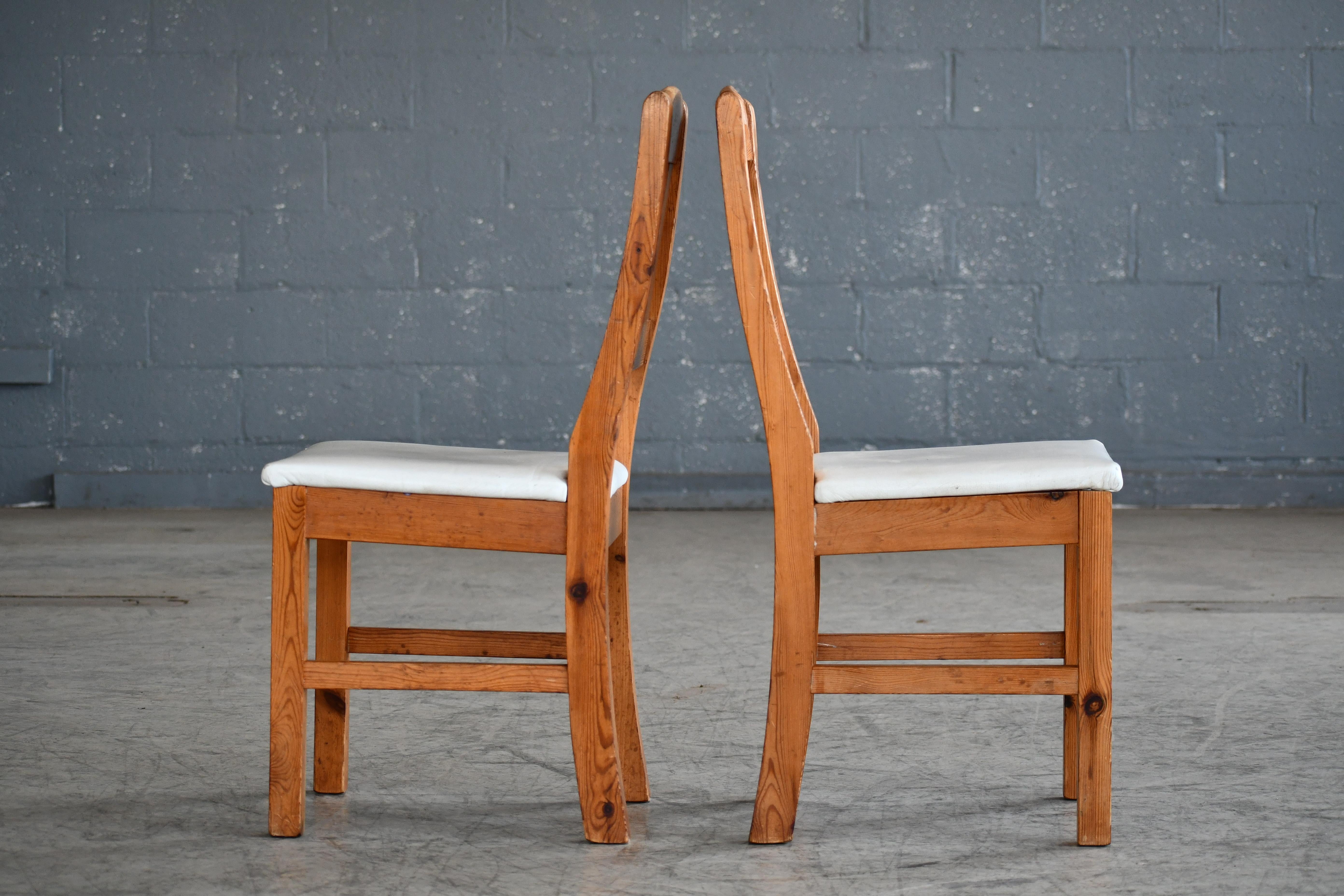 Mid-20th Century Set of Six Danish Oak Dining chairs with Leather Cushions, 1930's For Sale