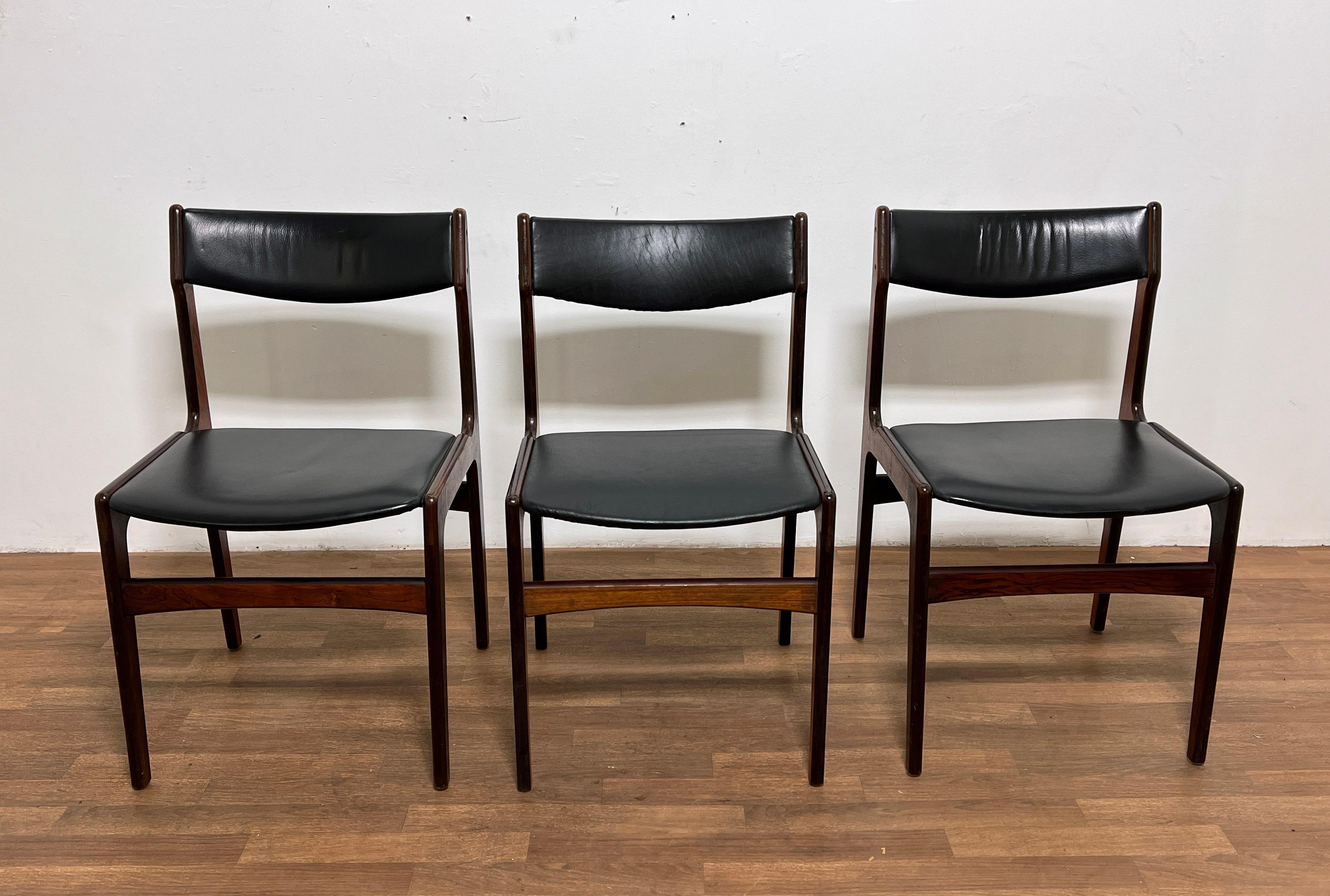 Ensemble de six chaises de salle à manger danoises Erik Buch en bois de rose et cuir, vers les années 1960 en vente 3