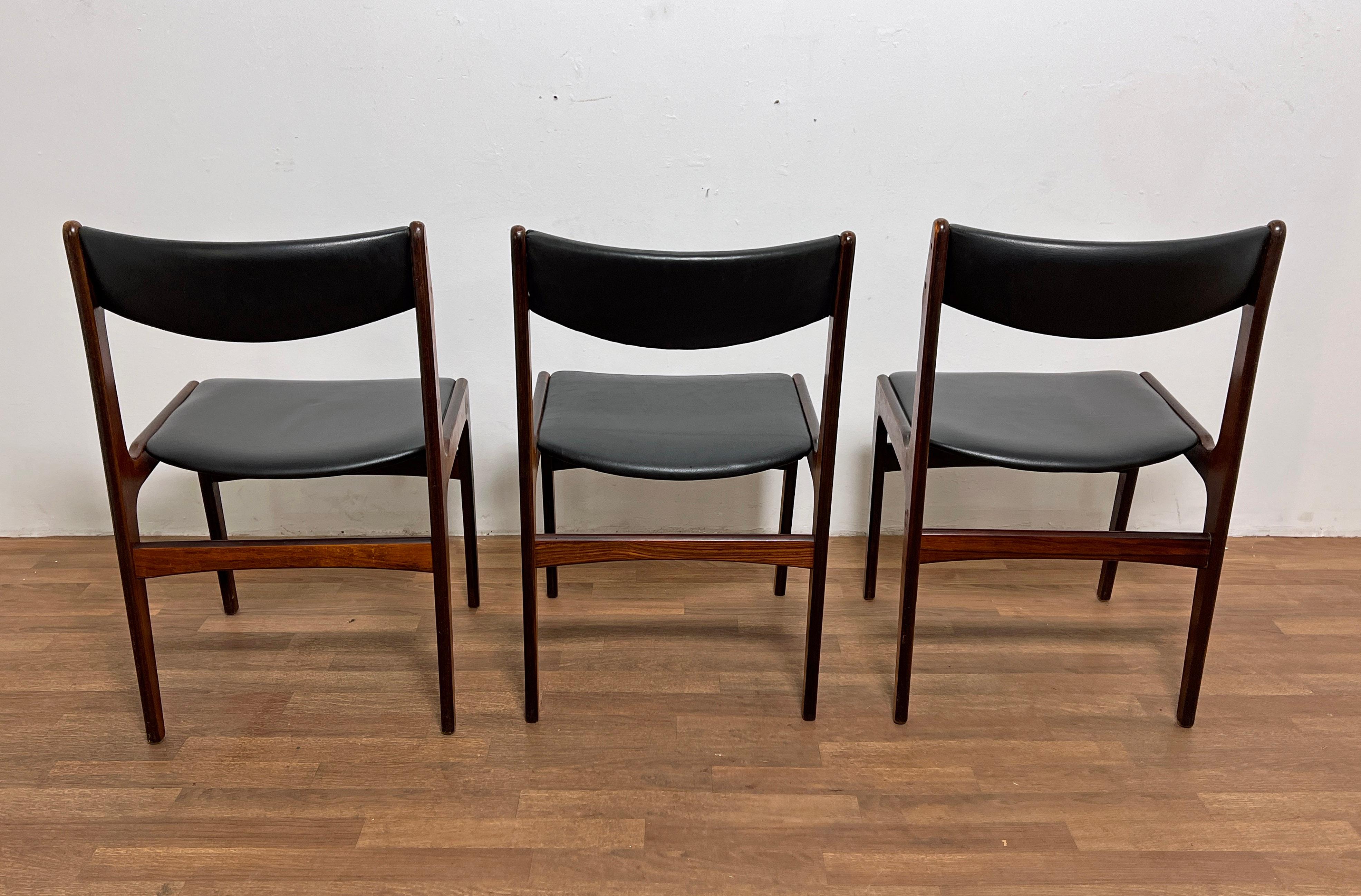 Ensemble de six chaises de salle à manger danoises Erik Buch en bois de rose et cuir, vers les années 1960 en vente 4