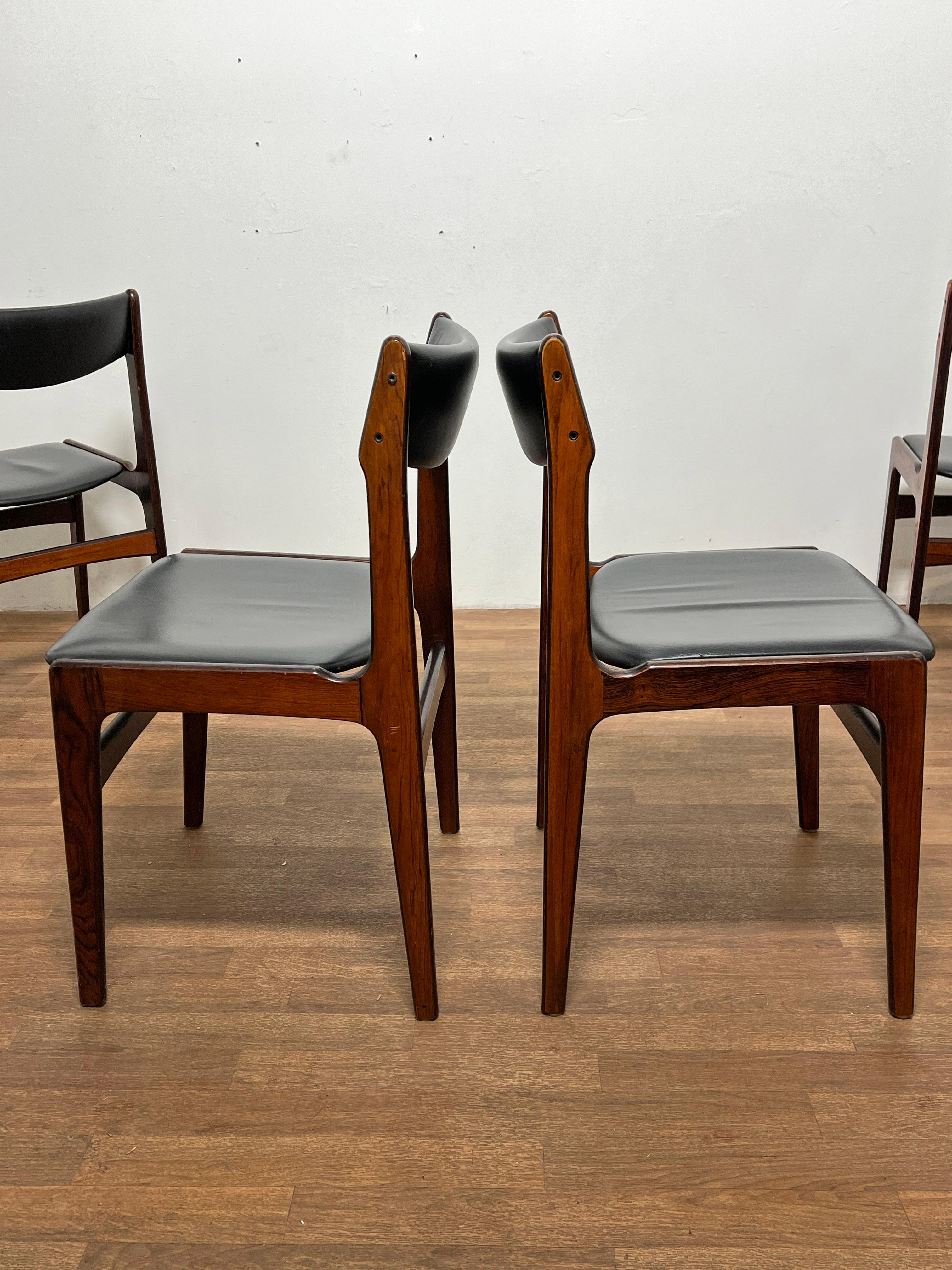 Ensemble de six chaises de salle à manger danoises Erik Buch en bois de rose et cuir, vers les années 1960 en vente 2
