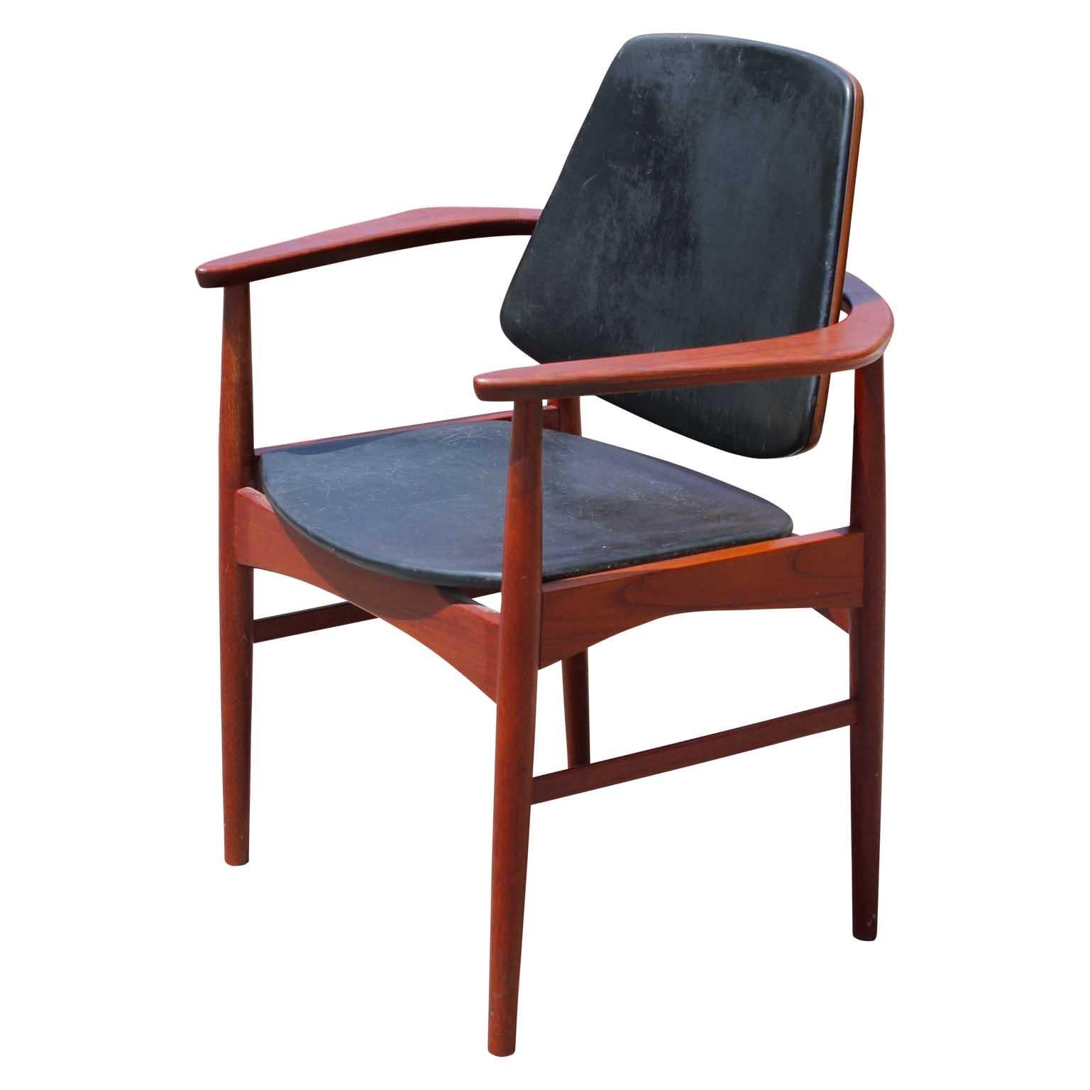Mid-Century Modern Set of Six Danish Teak and Leather or Lambskin Arne Hovmand-Olsen Dining Chairs