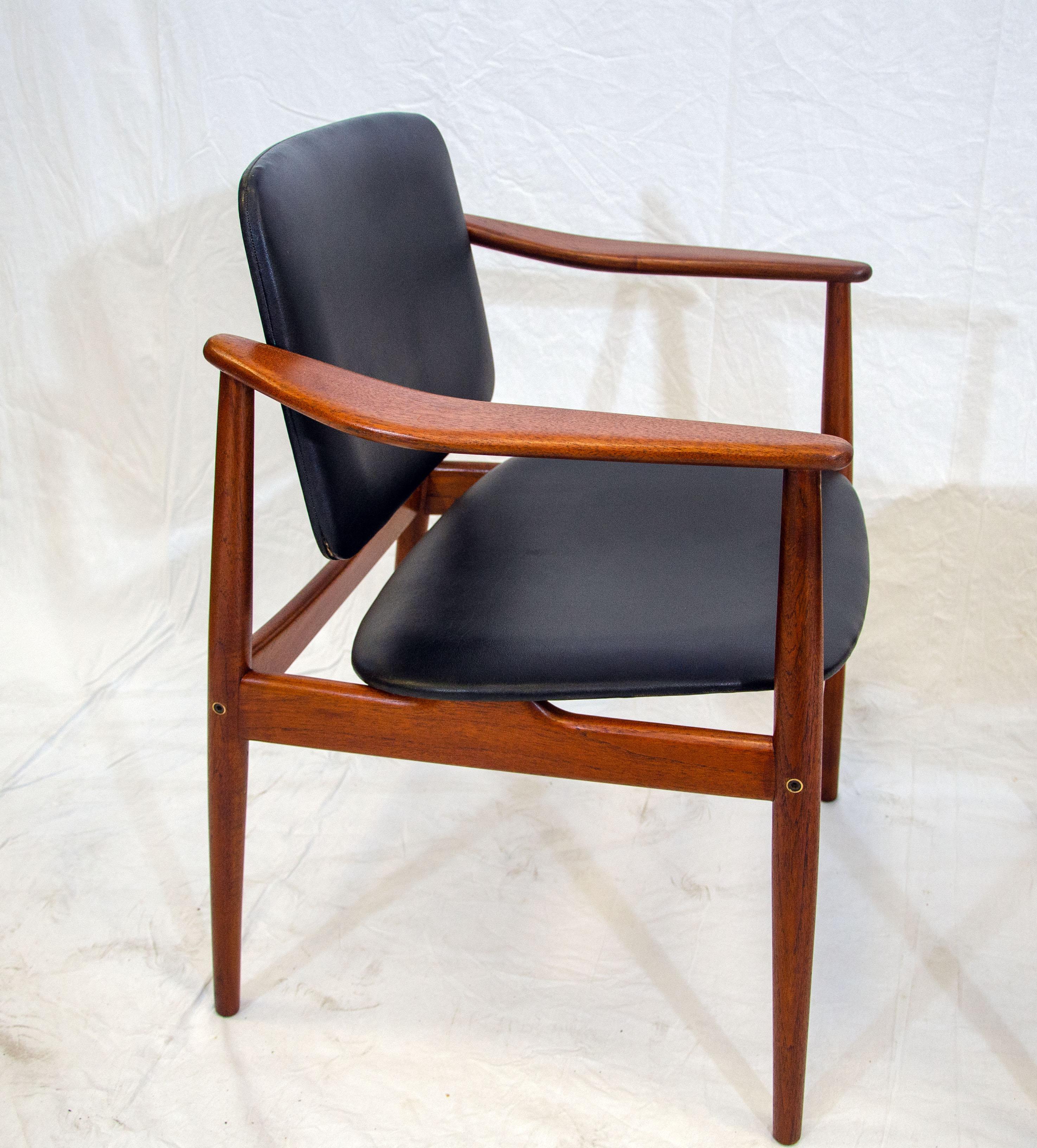 20th Century Set of Six Danish Teak Dining Chairs by Arne Vodder for Bovirke, BO92