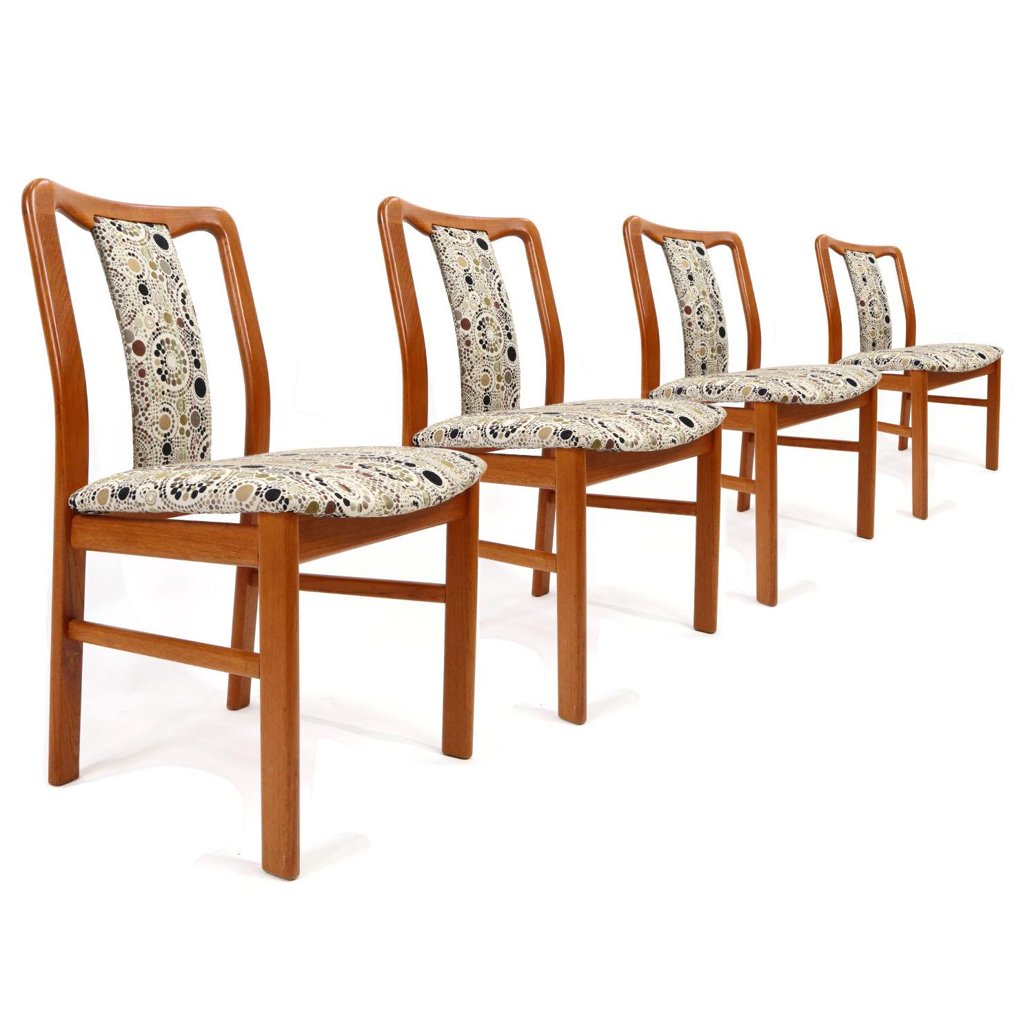 Scandinavian Modern Set of Six Danish Teak Upholstered Dining Chairs by Boltinge