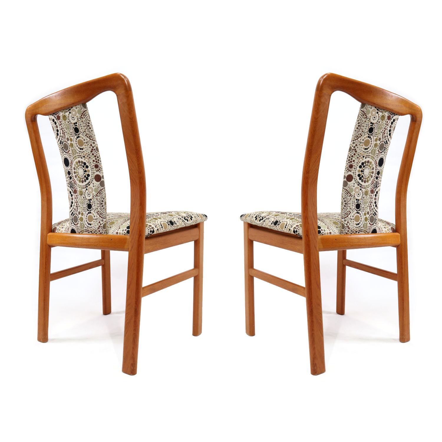 Set of Six Danish Teak Upholstered Dining Chairs by Boltinge In Excellent Condition In Chattanooga, TN
