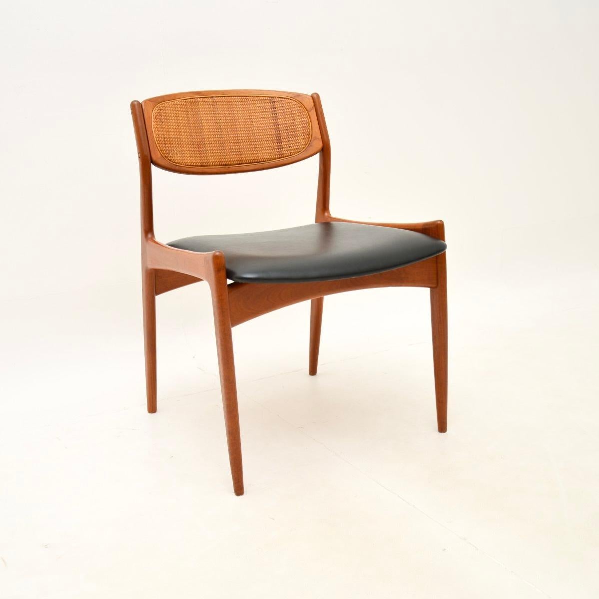 Set of Six Danish Teak Vintage Dining Chairs by Ib Kofod Larsen 4