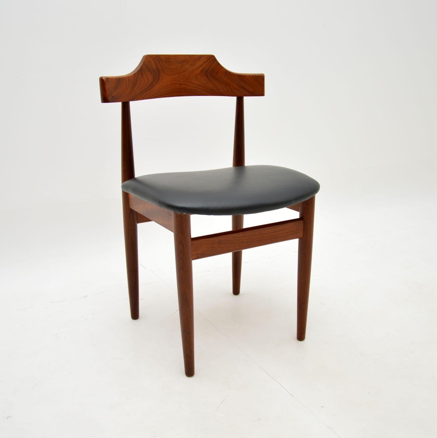 Mid-Century Modern Set of Six Danish Vintage Dining Chairs by Hans Olsen For Sale