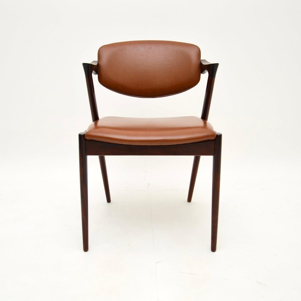 Satz von sechs dänischen Vintage Model 42 Esszimmerstühlen von Kai Kristiansen (Dänisch) im Angebot
