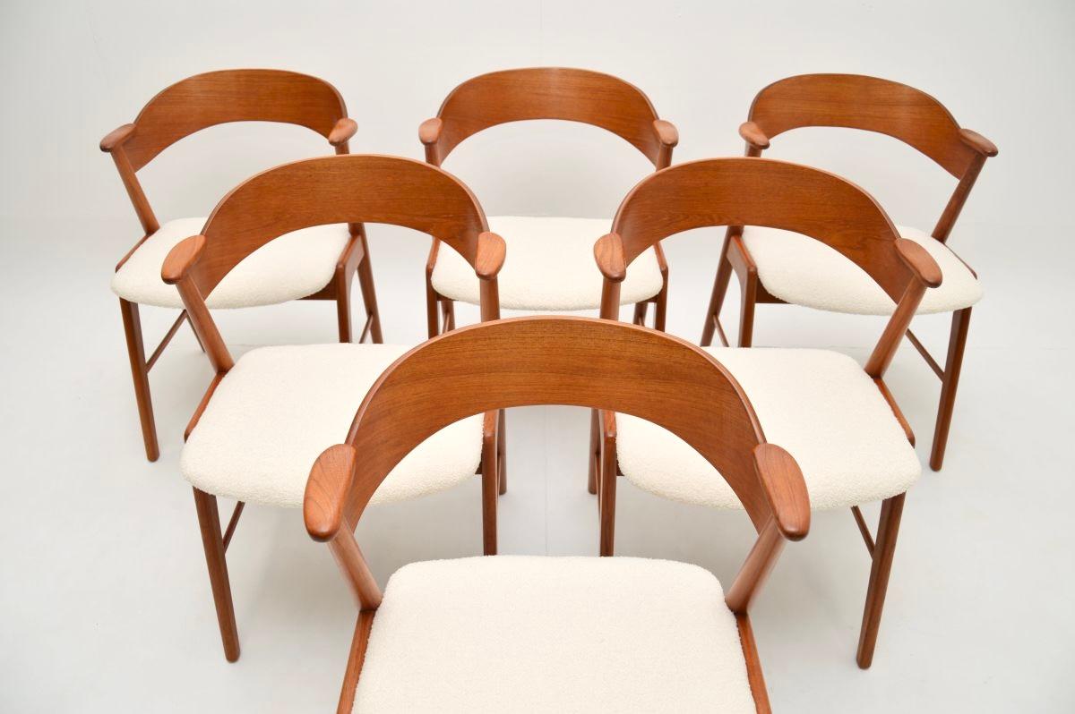 Mid-Century moderno Set di sei sedie da pranzo in teak danese vintage di Korup Stolefabrik in vendita