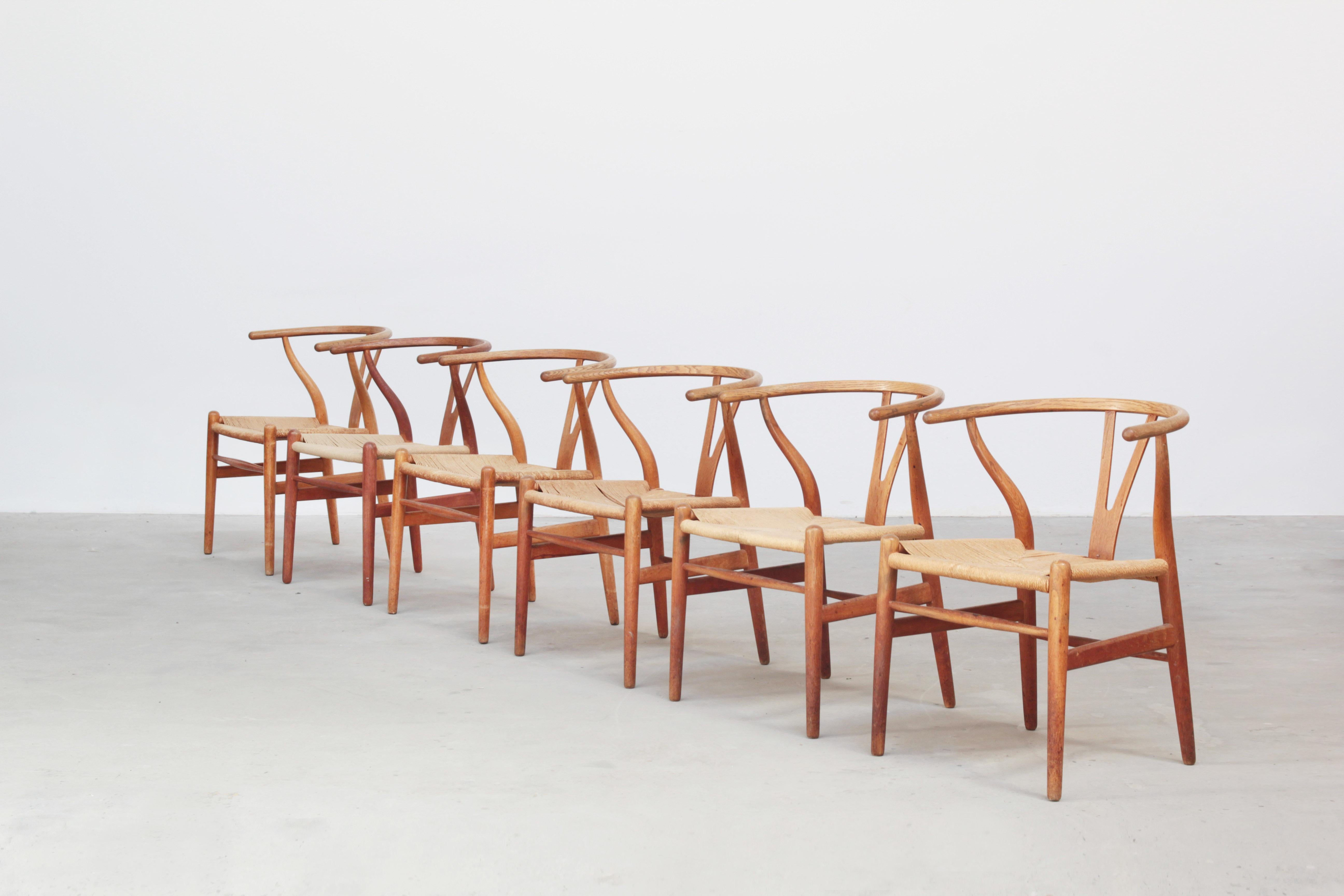 20th Century Set of Six Danish Wishbone Chairs CH 24 by Hans J. Wegner for Carl Hansen Oak