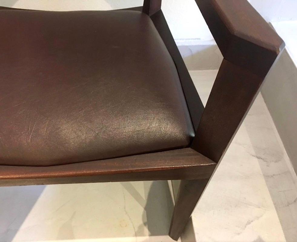 Set of Six Dark Brown Wood and Faux Leather Italian Dining Chairs In Good Condition In Madrid, ES