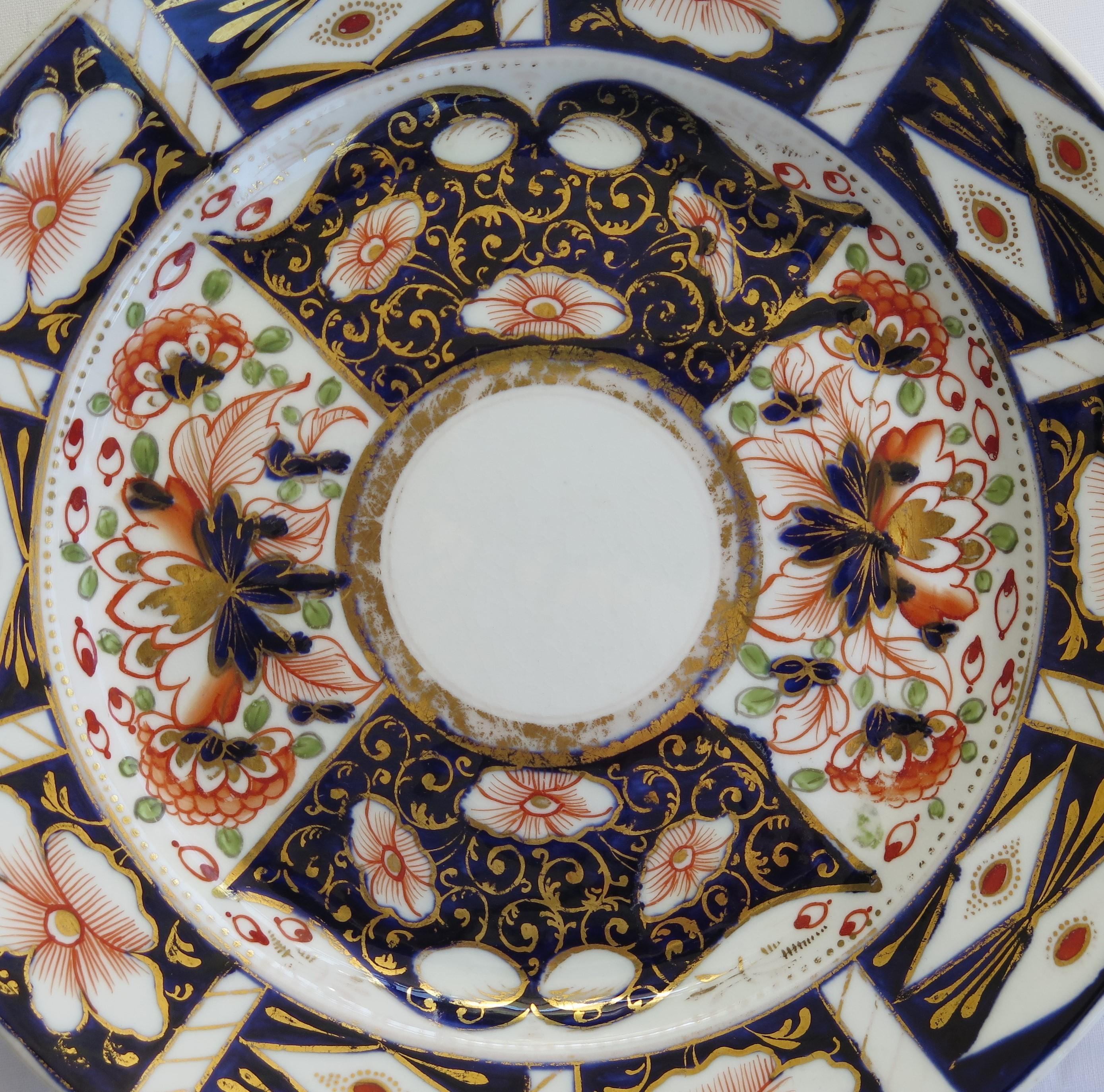 SIX Davenport Porcelain Plates Hand Painted and Gilded Pattern, Circa 1870 For Sale 3