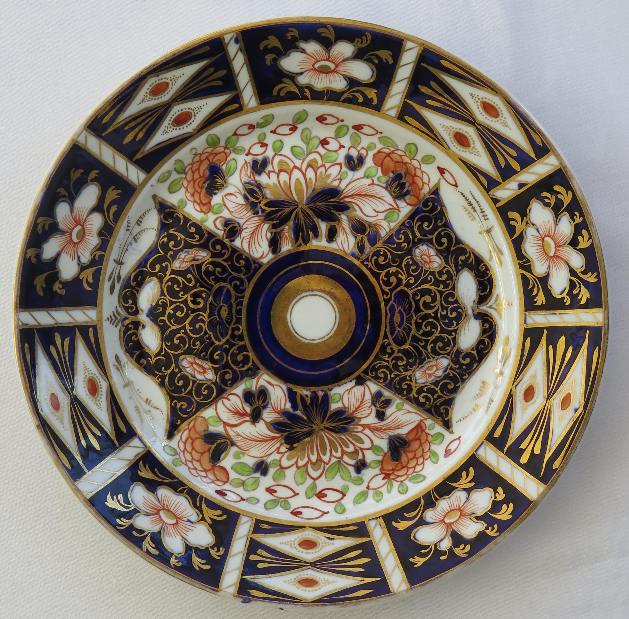 SIX Davenport Porcelain Plates Hand Painted and Gilded Pattern, Circa 1870 For Sale 4