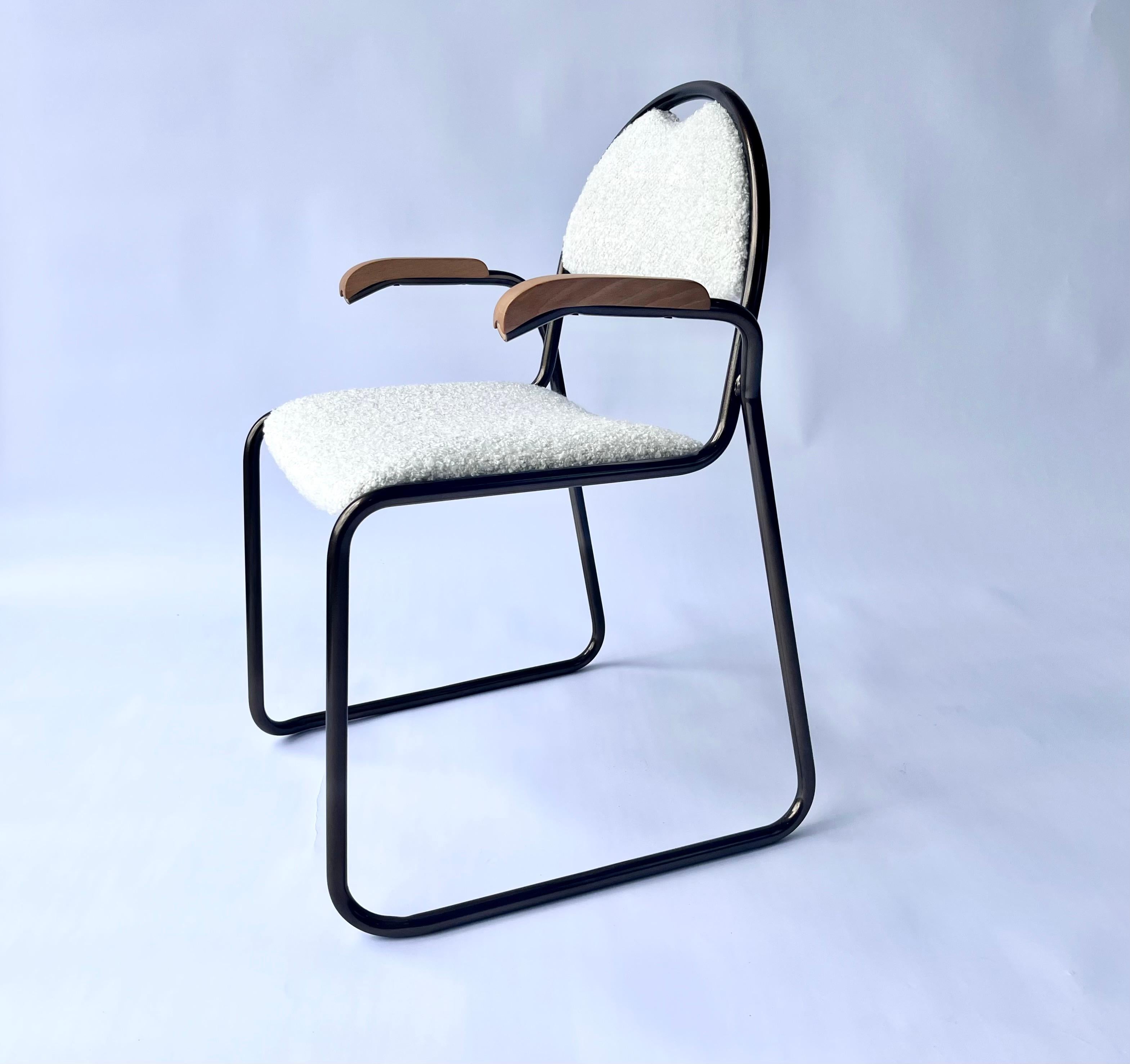 Set aus sechs Designer-Esszimmerstühlen, Bronze, elfenbeinfarbener Kravet Boucle, Made in Italy im Angebot 4
