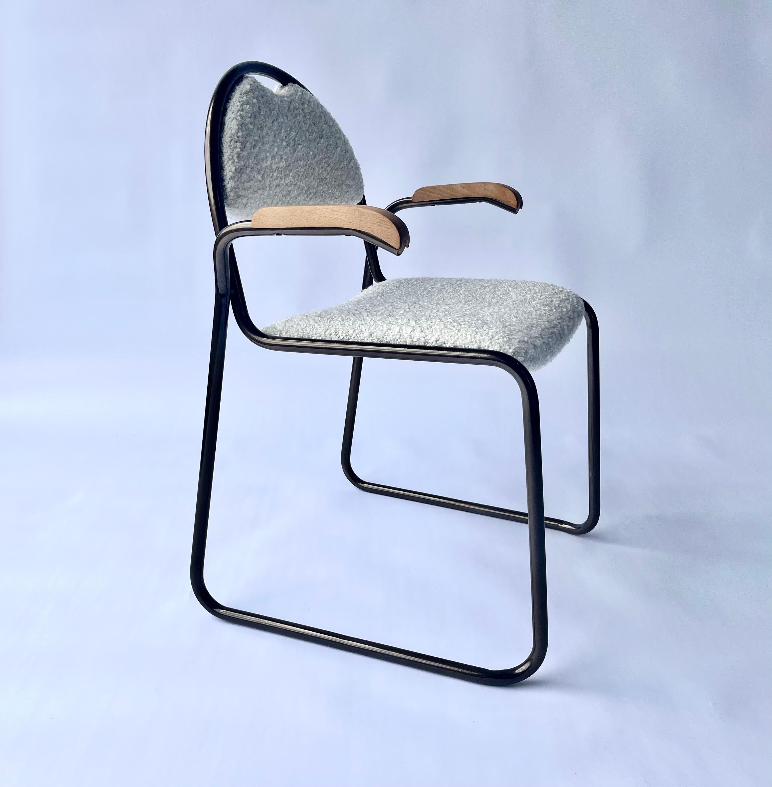 Set aus sechs Designer-Esszimmerstühlen, Bronze, elfenbeinfarbener Kravet Boucle, Made in Italy im Angebot 5