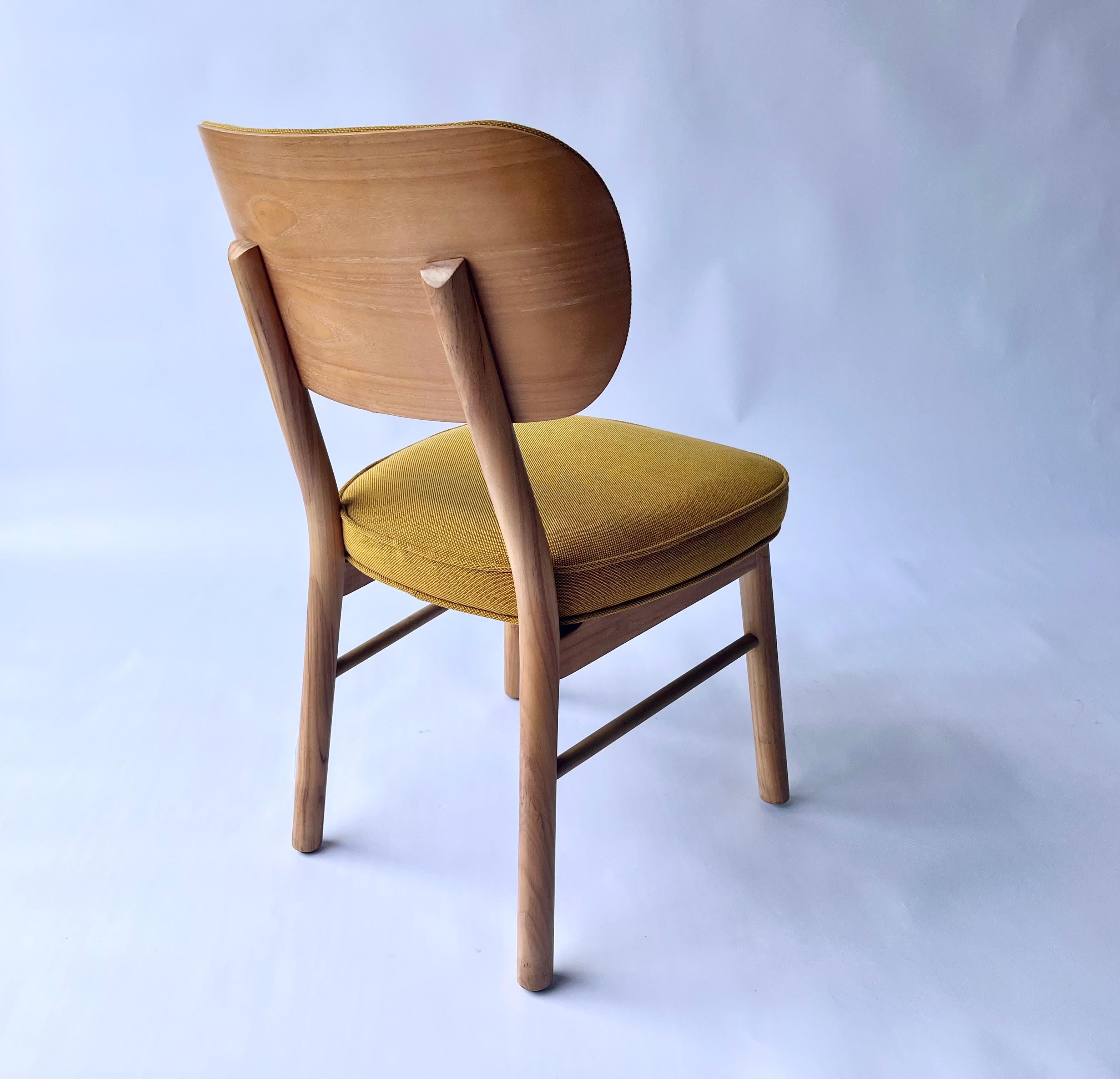 Set di sei sedie da pranzo di design in vendita 5