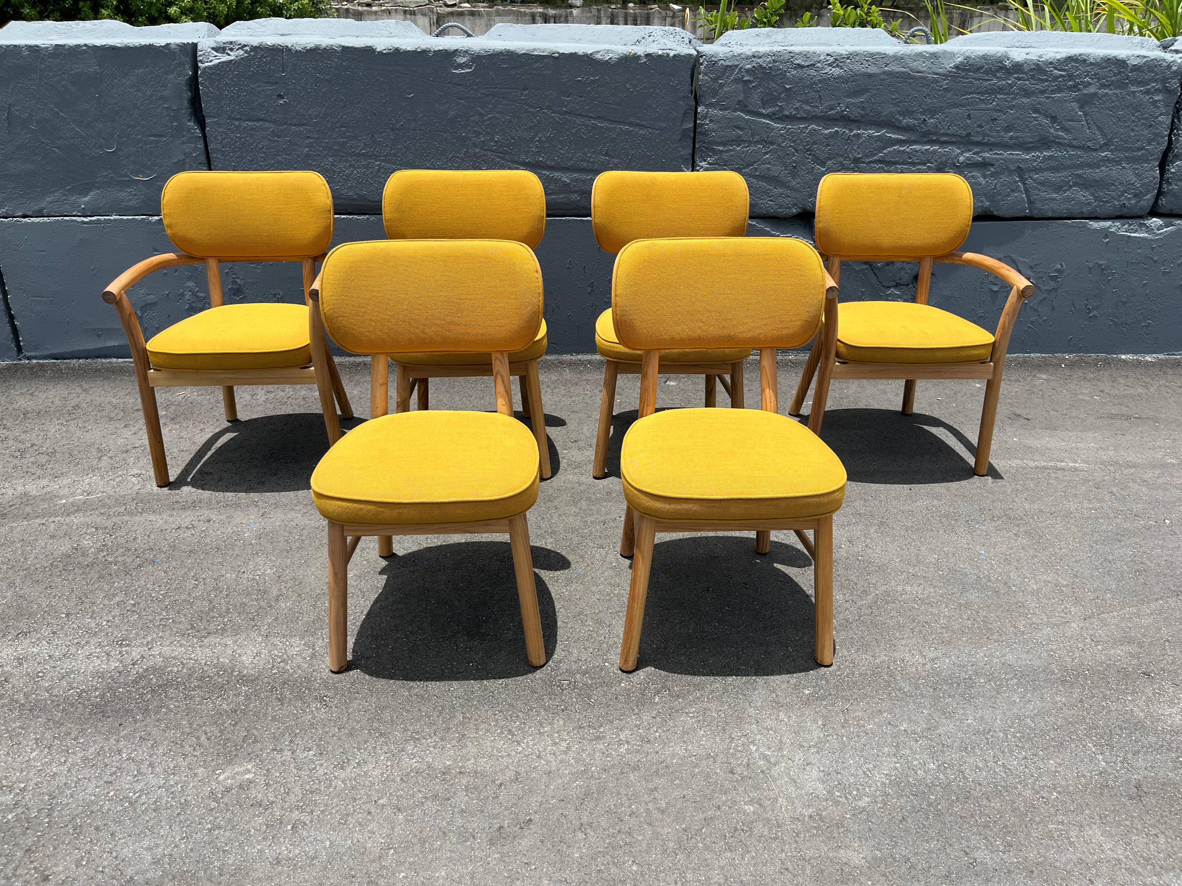 Moderno Set di sei sedie da pranzo di design in vendita