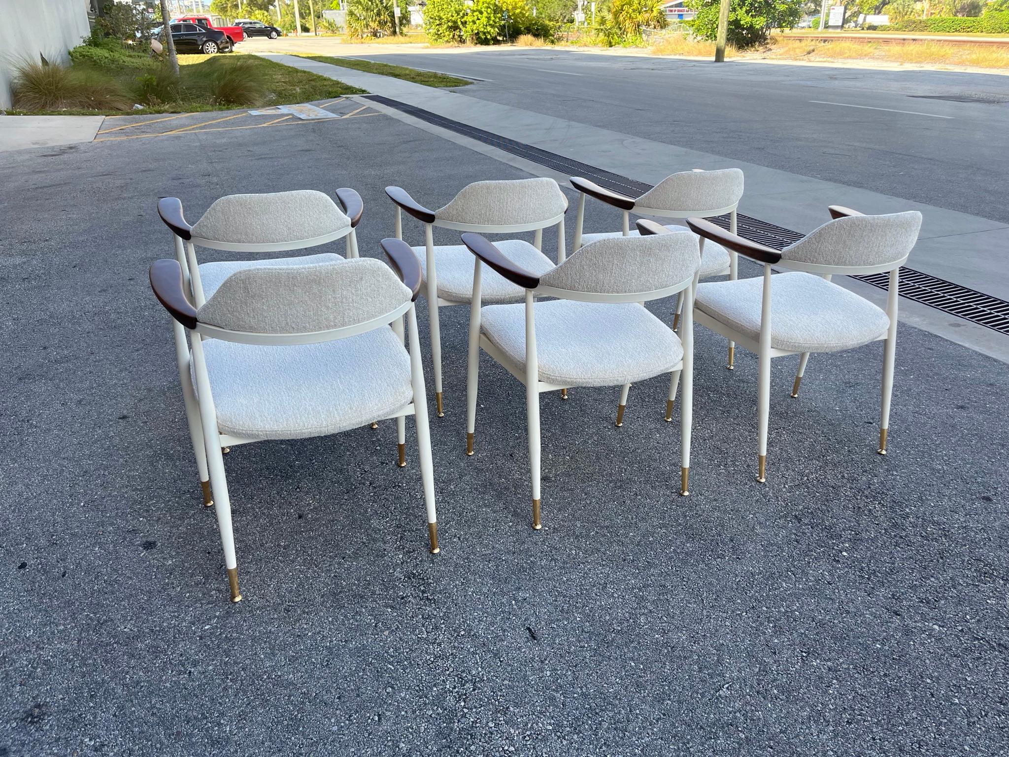 Satz von sechs Esszimmerstühlen im Stil von Hans Wegner, USA 1960er Jahre im Angebot 6