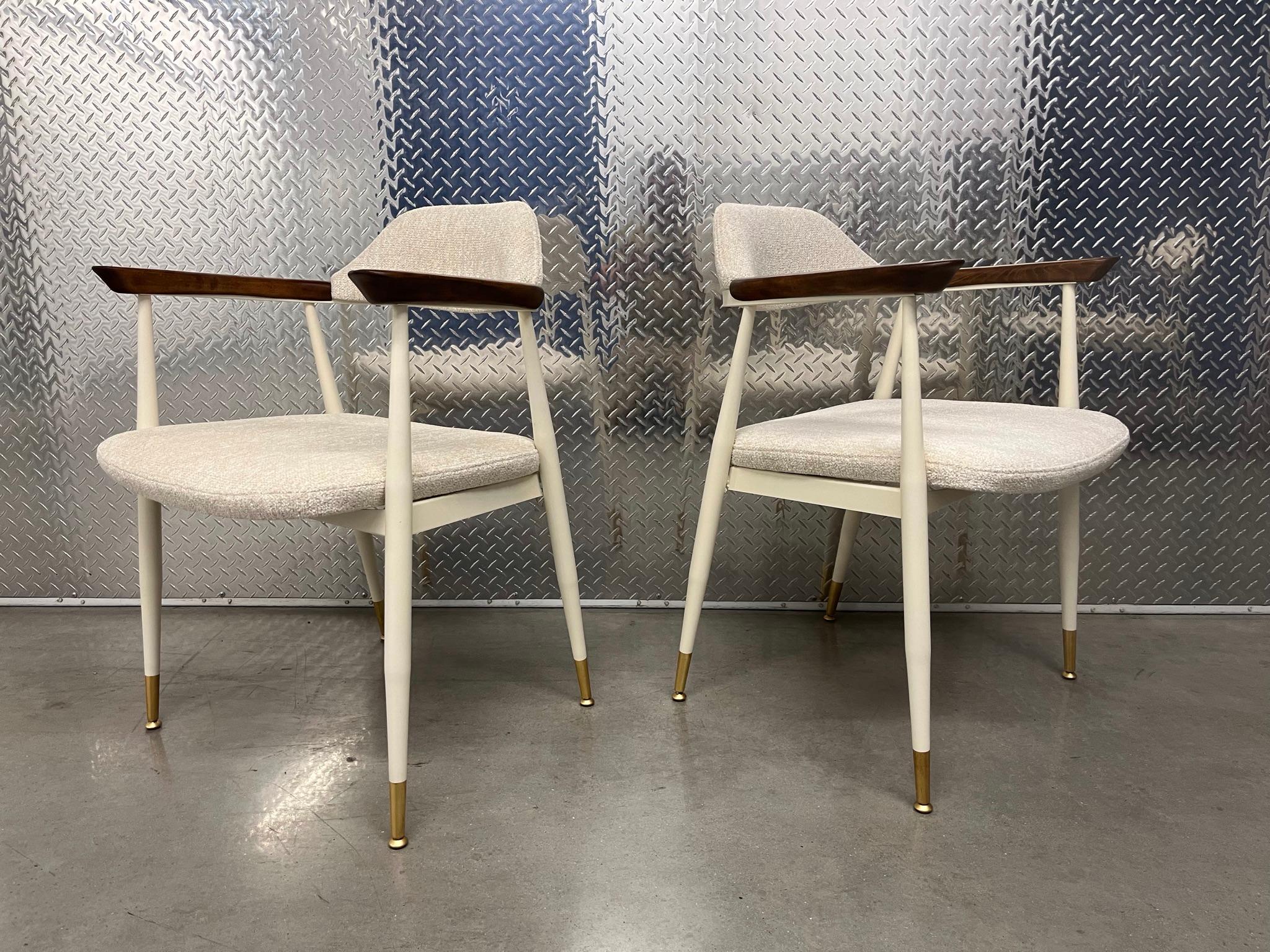 Satz von sechs Esszimmerstühlen im Stil von Hans Wegner, USA 1960er Jahre im Angebot 13