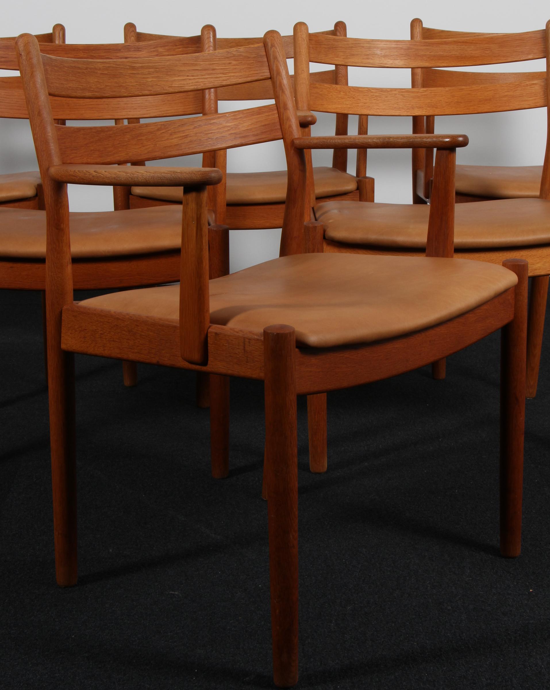 Sechserpack Esstischsessel von Poul Volther, Eiche und Leder (Dänisch) im Angebot