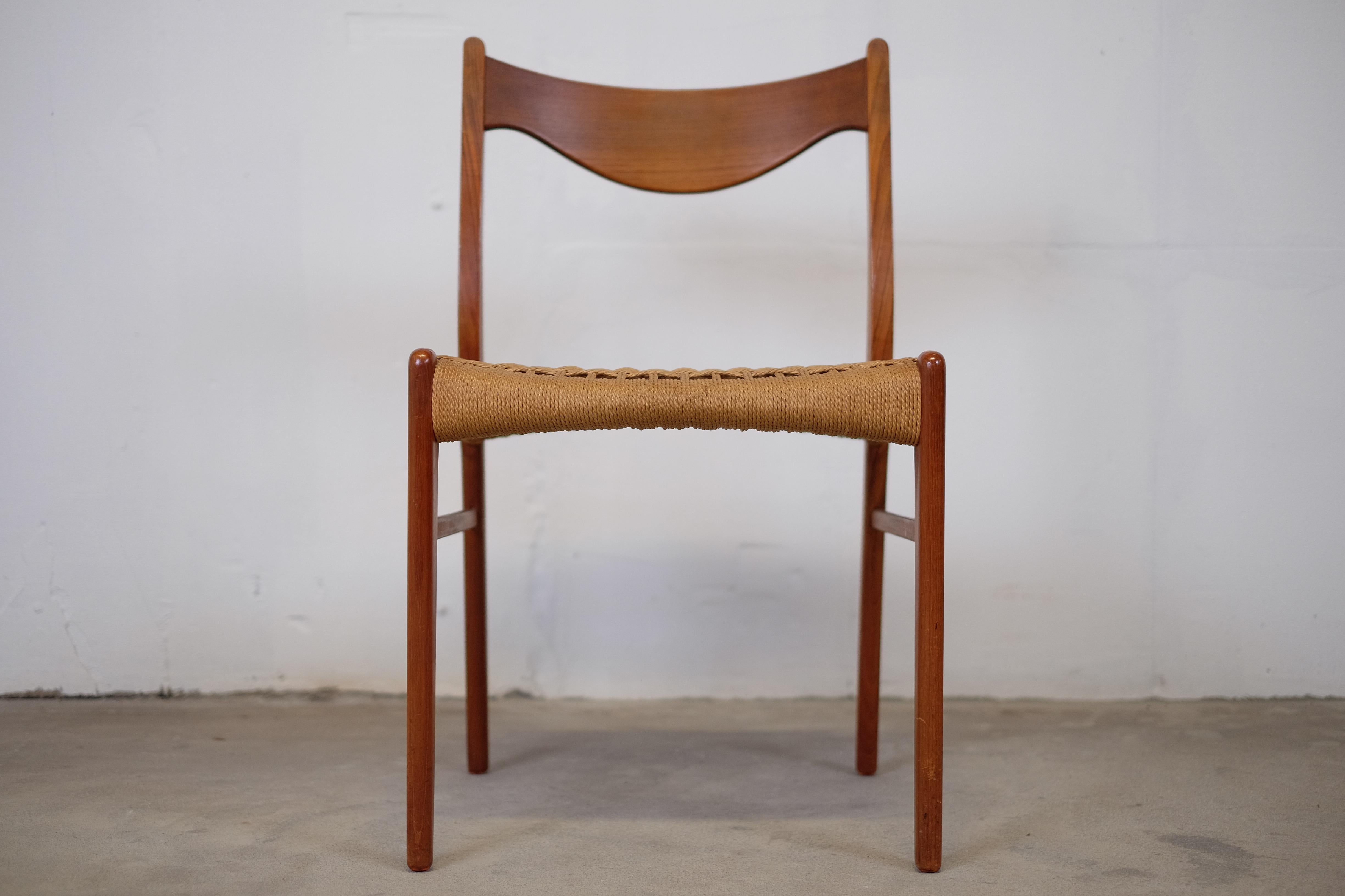 Set of Six Dining Chairs by Arne Wahl Iversen for Glyngøre Stolefabrik, Danish For Sale 2