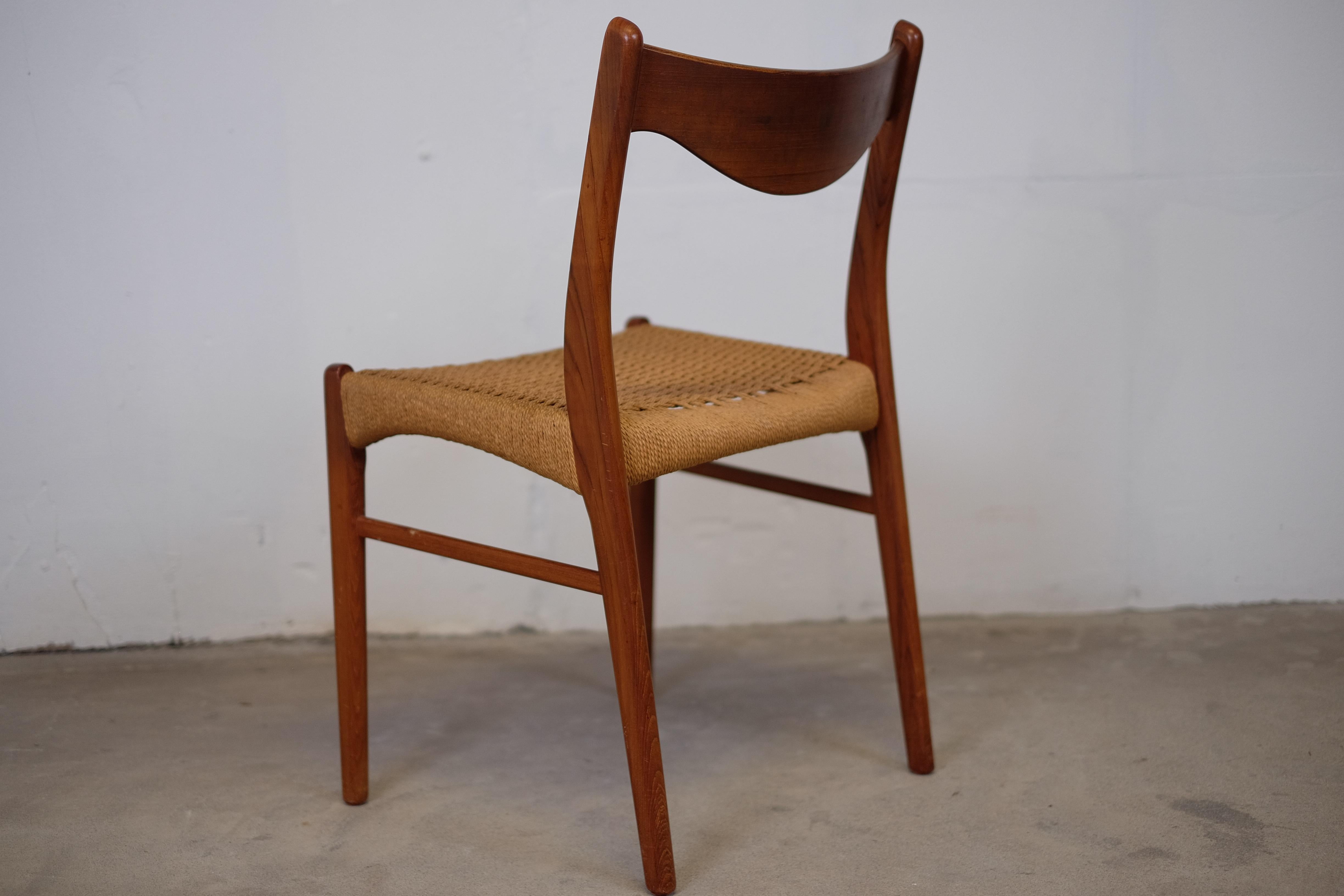 Set of Six Dining Chairs by Arne Wahl Iversen for Glyngøre Stolefabrik, Danish For Sale 3