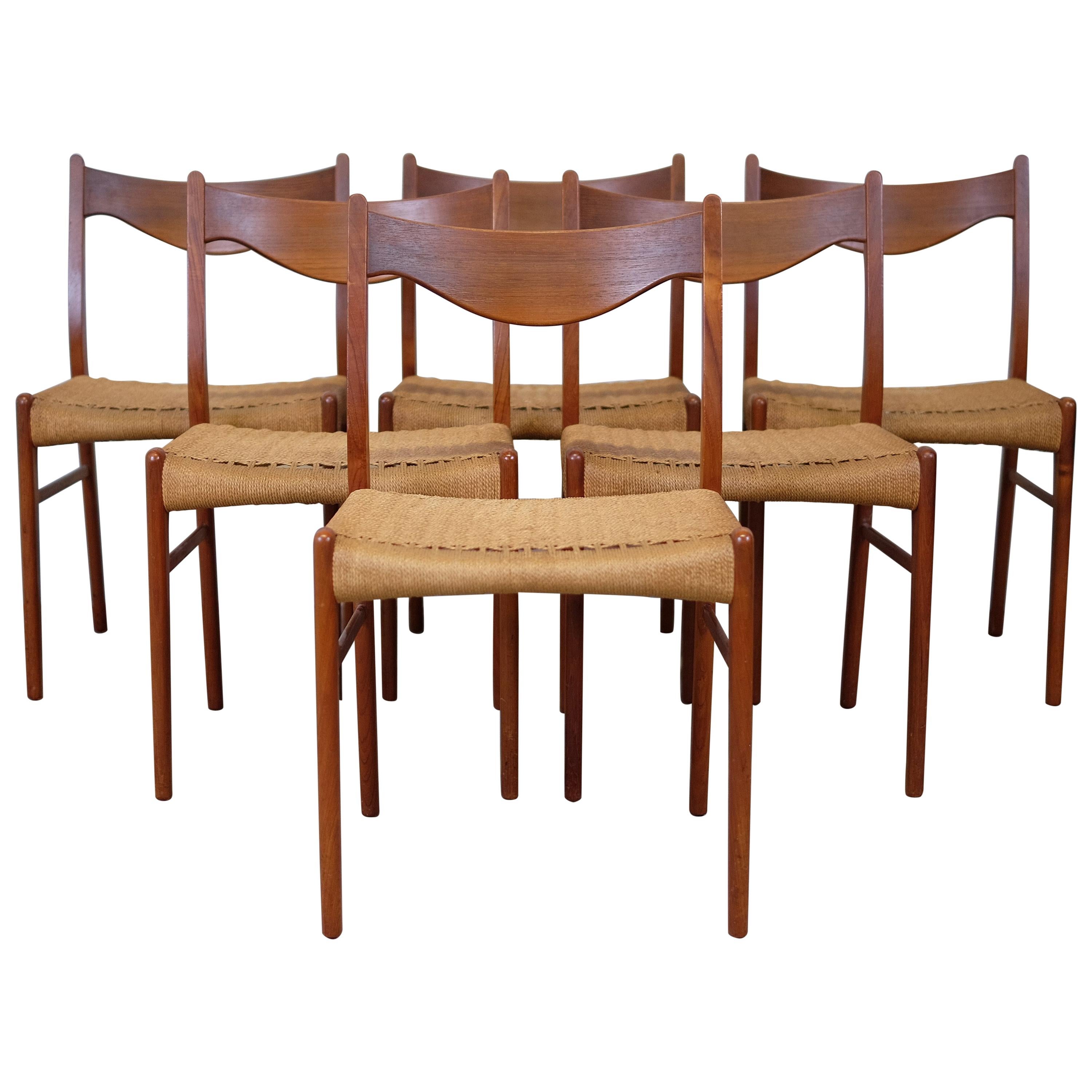 Set of Six Dining Chairs by Arne Wahl Iversen for Glyngøre Stolefabrik, Danish For Sale