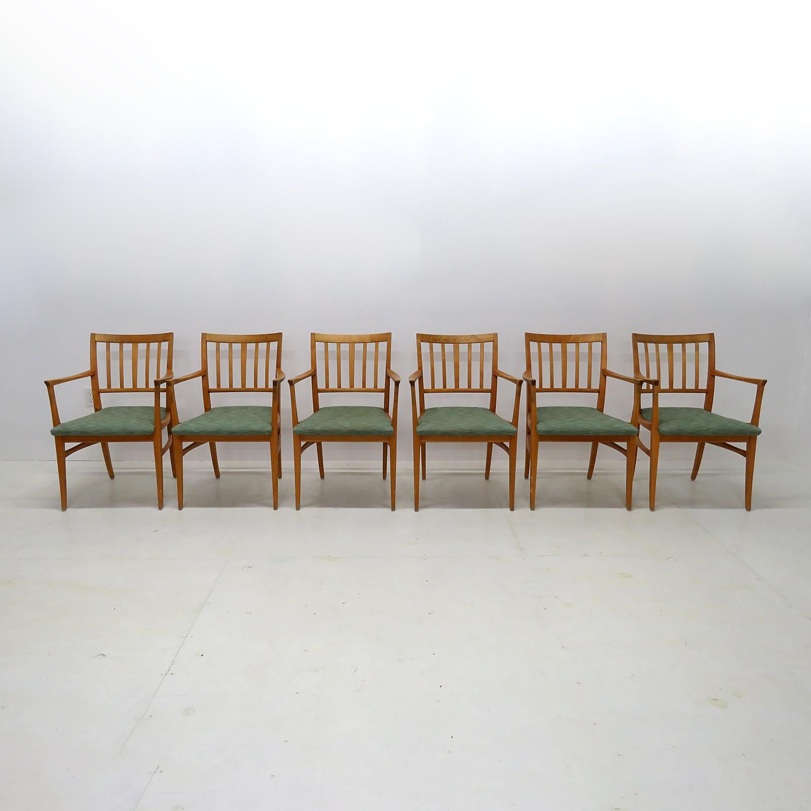 Milieu du XXe siècle Ensemble de six chaises de salle à manger par Carl Malmsten, 1950  en vente