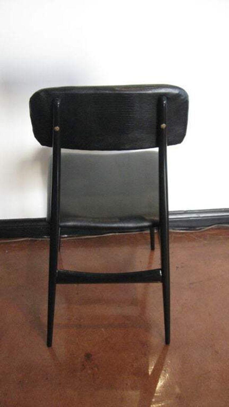 Legno Set di sei sedie da pranzo di Carlo Di Carli e Gio Ponti in vendita