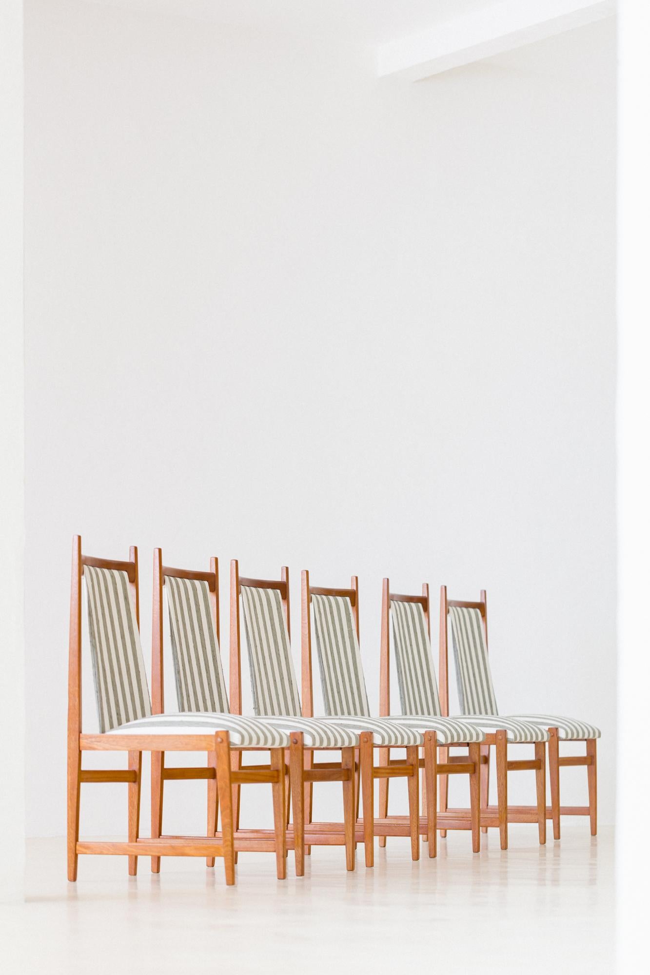 Mid-Century Modern Set of Six Dining Chairs, by Celina Decorações, 1960s, Brazilian Midcentury For Sale