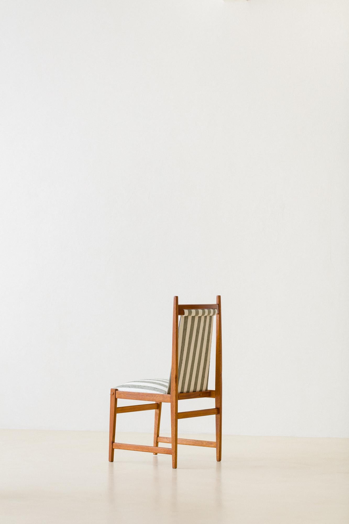 Set of Six Dining Chairs, by Celina Decorações, 1960s, Brazilian Midcentury For Sale 1