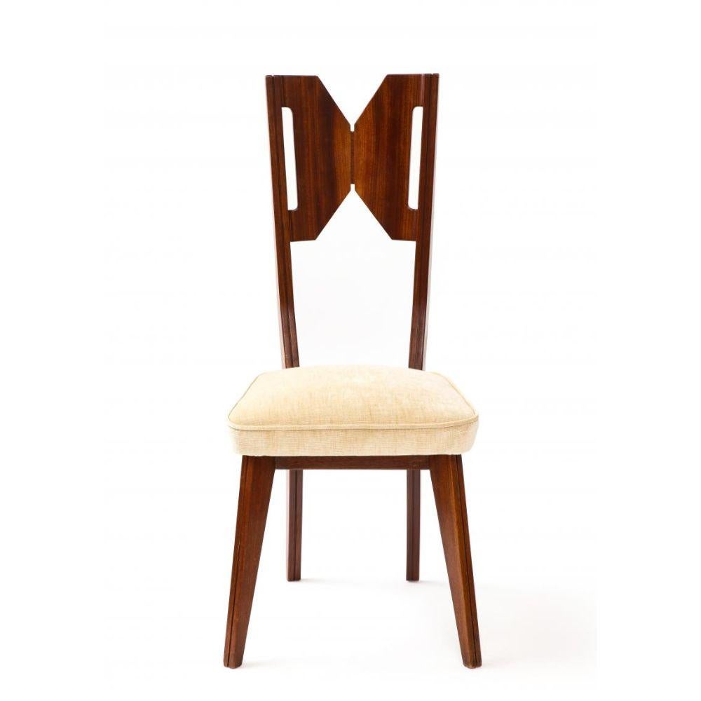 Set di sei sedie da pranzo di Gino Levi-Montalcini, Italia, c. 1940

Questo elegante set di sei sedie è stato progettato dal famoso architetto e designer Gino Levi-Montalcini. Levi-Montalcini era nota per i suoi design tipicamente art déco che