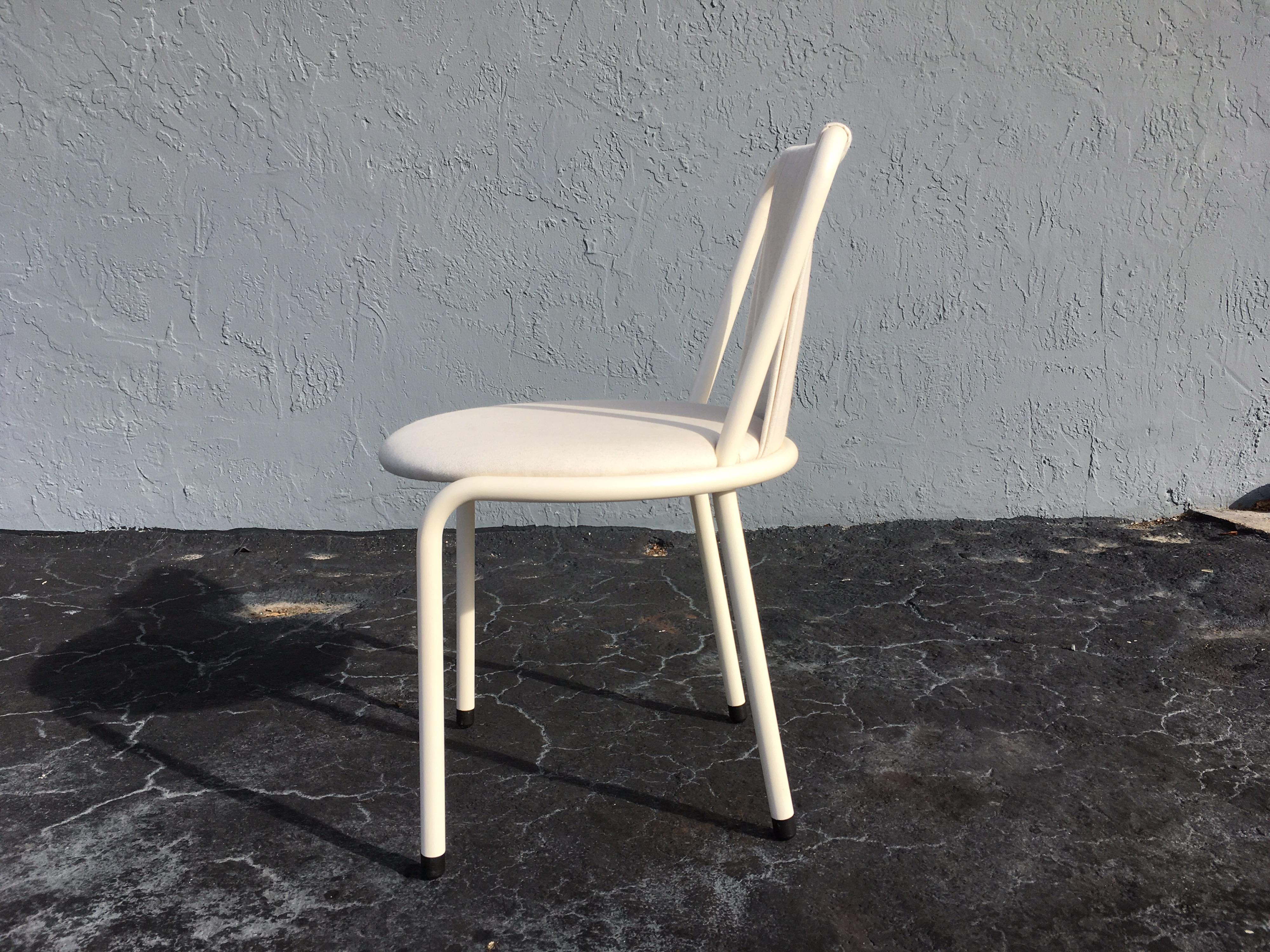 Set of Six Dining Chairs by Giovannetti, Italy, Gae Aulenti Style, White For Sale 7