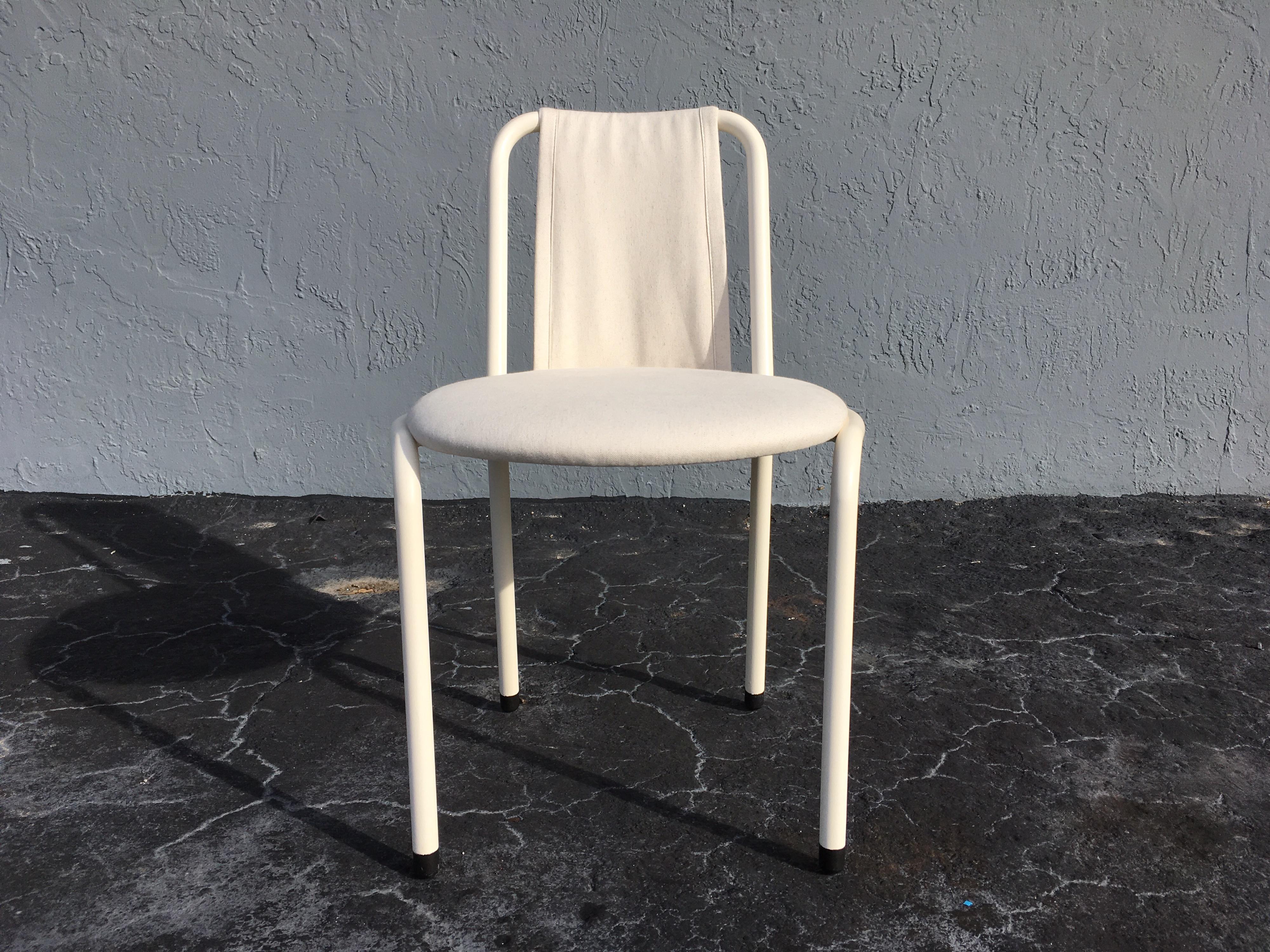 Set of Six Dining Chairs by Giovannetti, Italy, Gae Aulenti Style, White For Sale 11