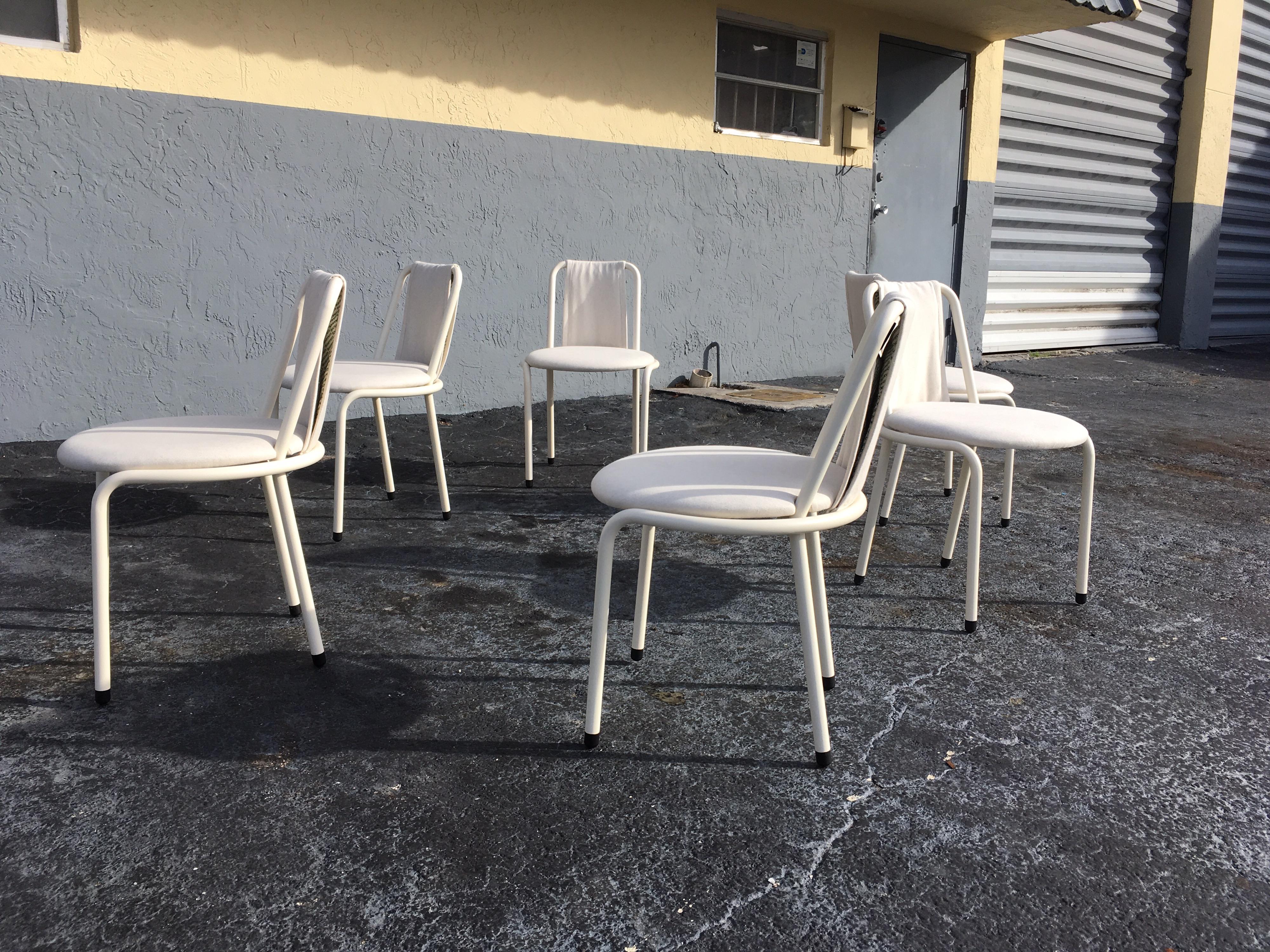 Set aus sechs Esszimmerstühlen von Giovannetti, Italien, Gae Aulenti-Stil, Weiß im Angebot 1