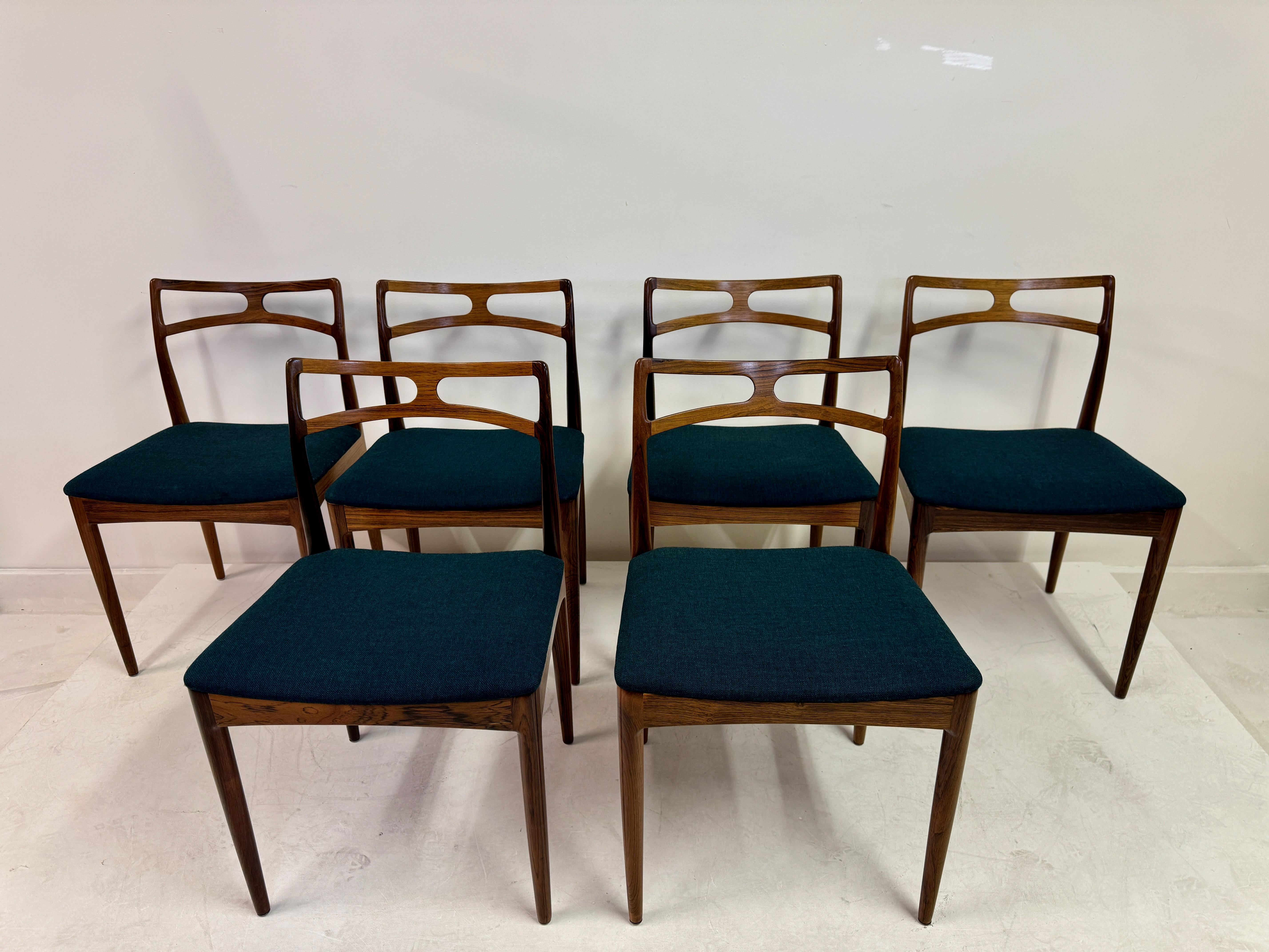 Mid-Century moderno Set di sei sedie da pranzo di Johannes Andersen per Christian Linneberg, Danimarca in vendita