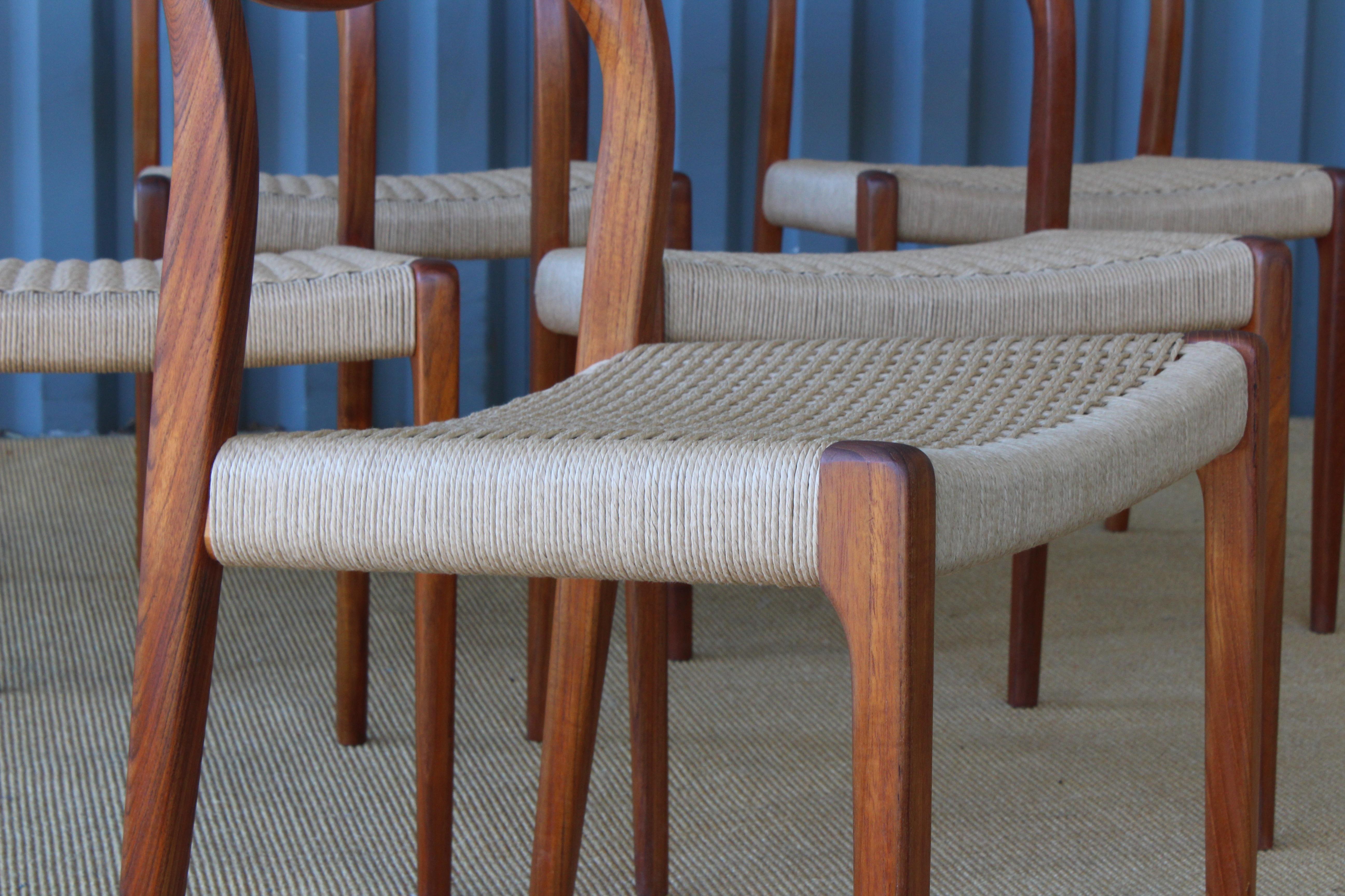 Mid-Century Modern Set of Six Dining Chairs by Niels Moller, Denmark, 1960s