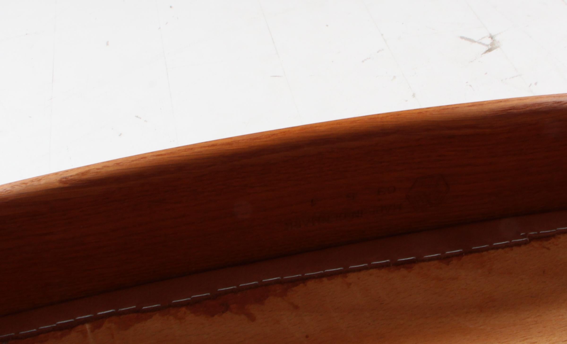 Juego de seis sillas de comedor de Poul Volther, roble y cuero Cuero en venta