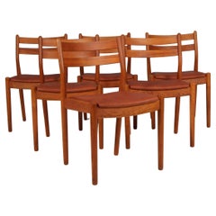 Ensemble de six chaises de salle à manger en chêne et cuir de Poul Volther