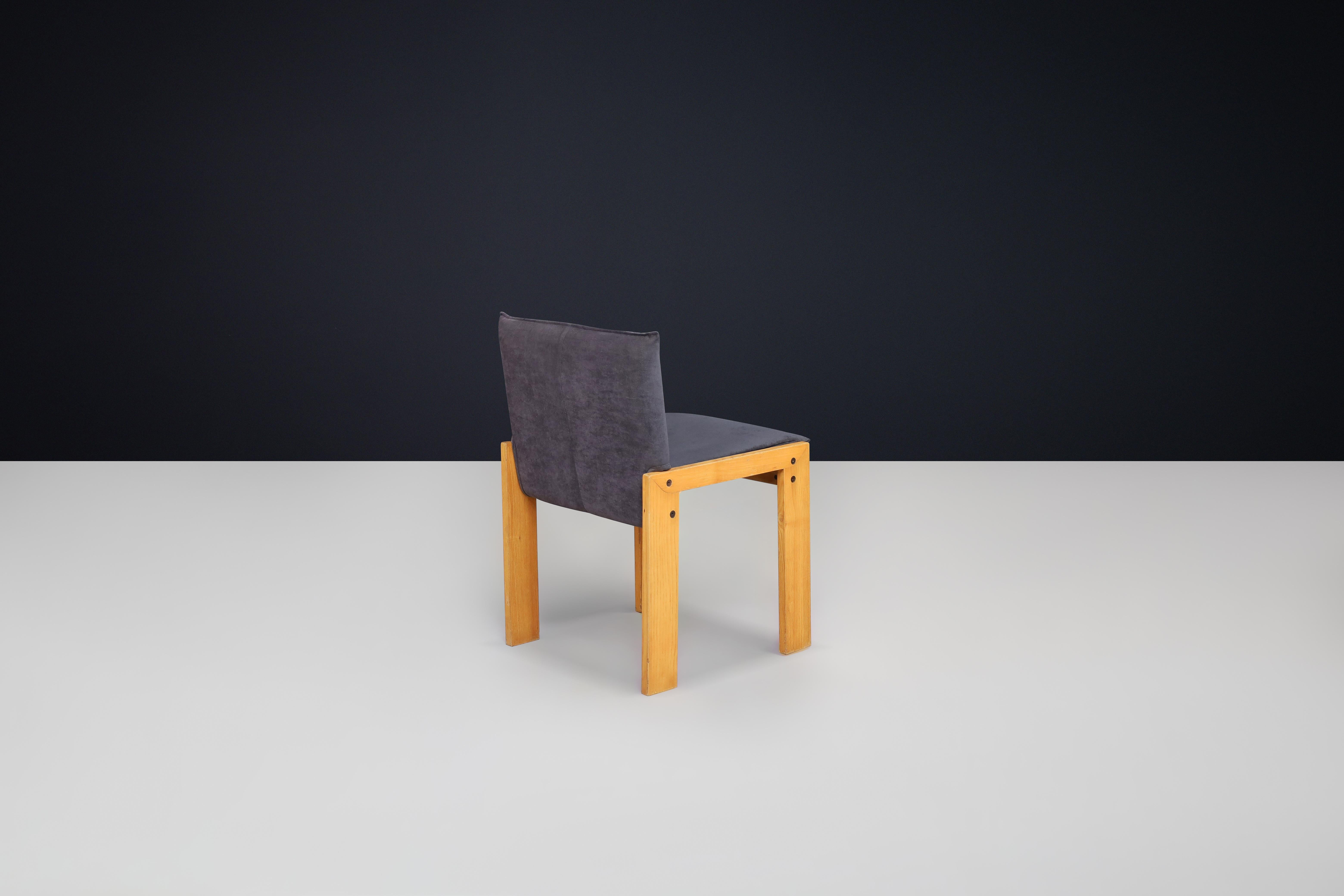 Set of Six Dining Chairs by Tobia Scarpa, Italy, 1970s – Original Upholstery In Good Condition For Sale In Almelo, NL