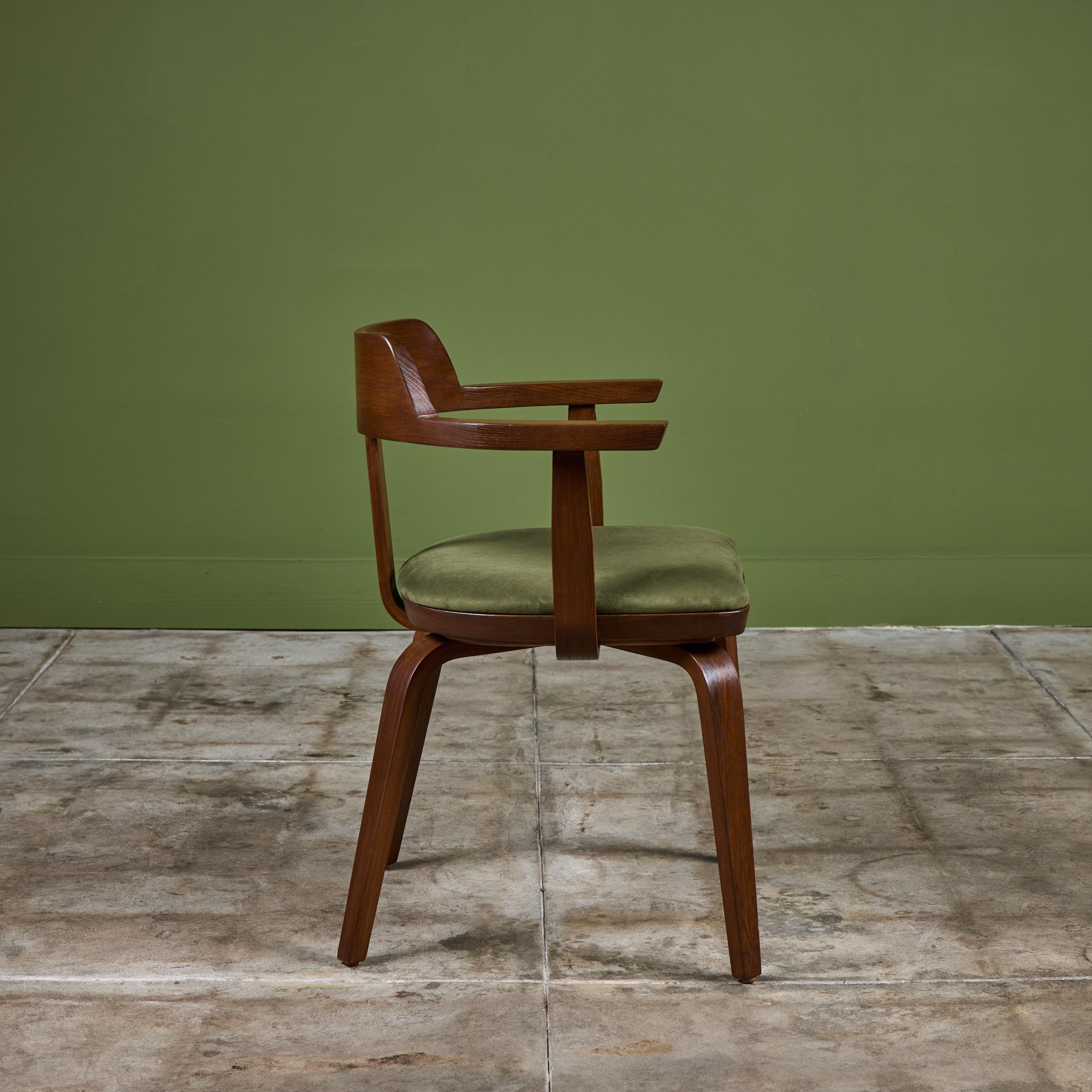 Metà XX secolo Set di sei sedie da pranzo di Walter Gropius e Ben Thompson per Thonet in vendita