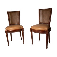 Ensemble de six chaises de salle à manger en acajou de style Louis XVI