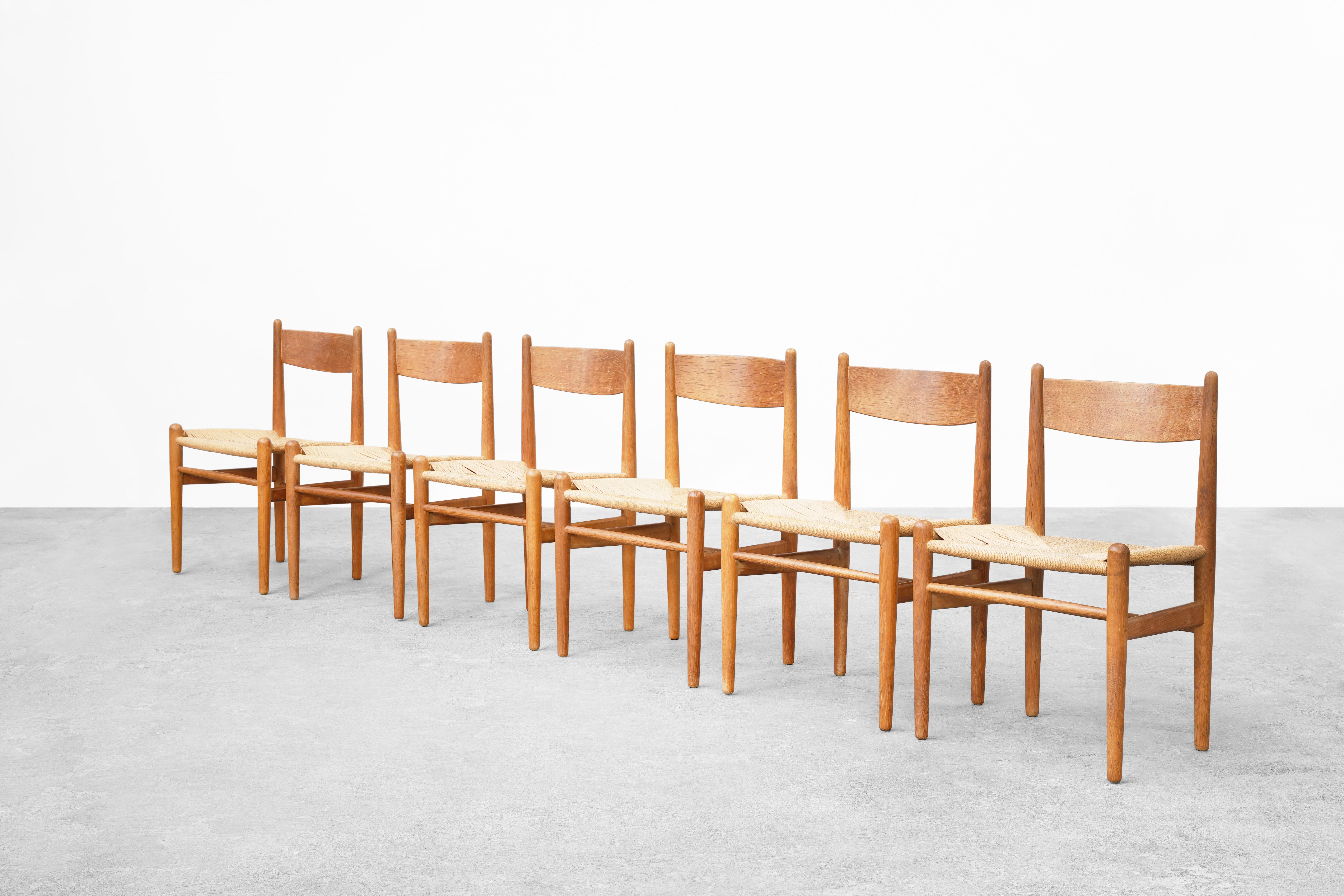 Set of Six Dining Chairs in Oak by Hans J. Wegner for Carl Hansen, 1960s In Good Condition In Berlin, DE