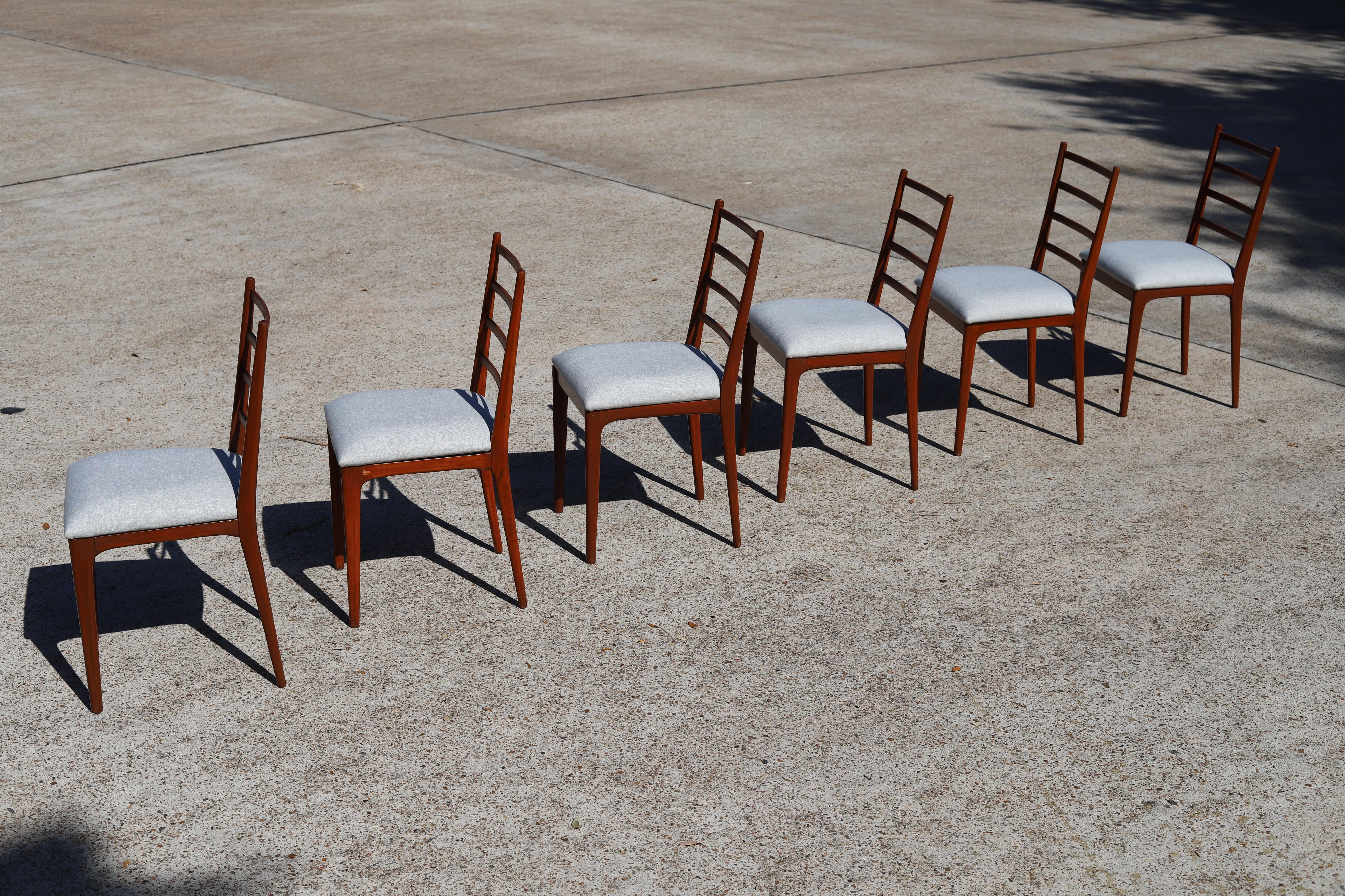 Brazilian Set of Six Dining Chairs in Peroba Do Campo Hardwood, Giuseppe Scapinelli For Sale