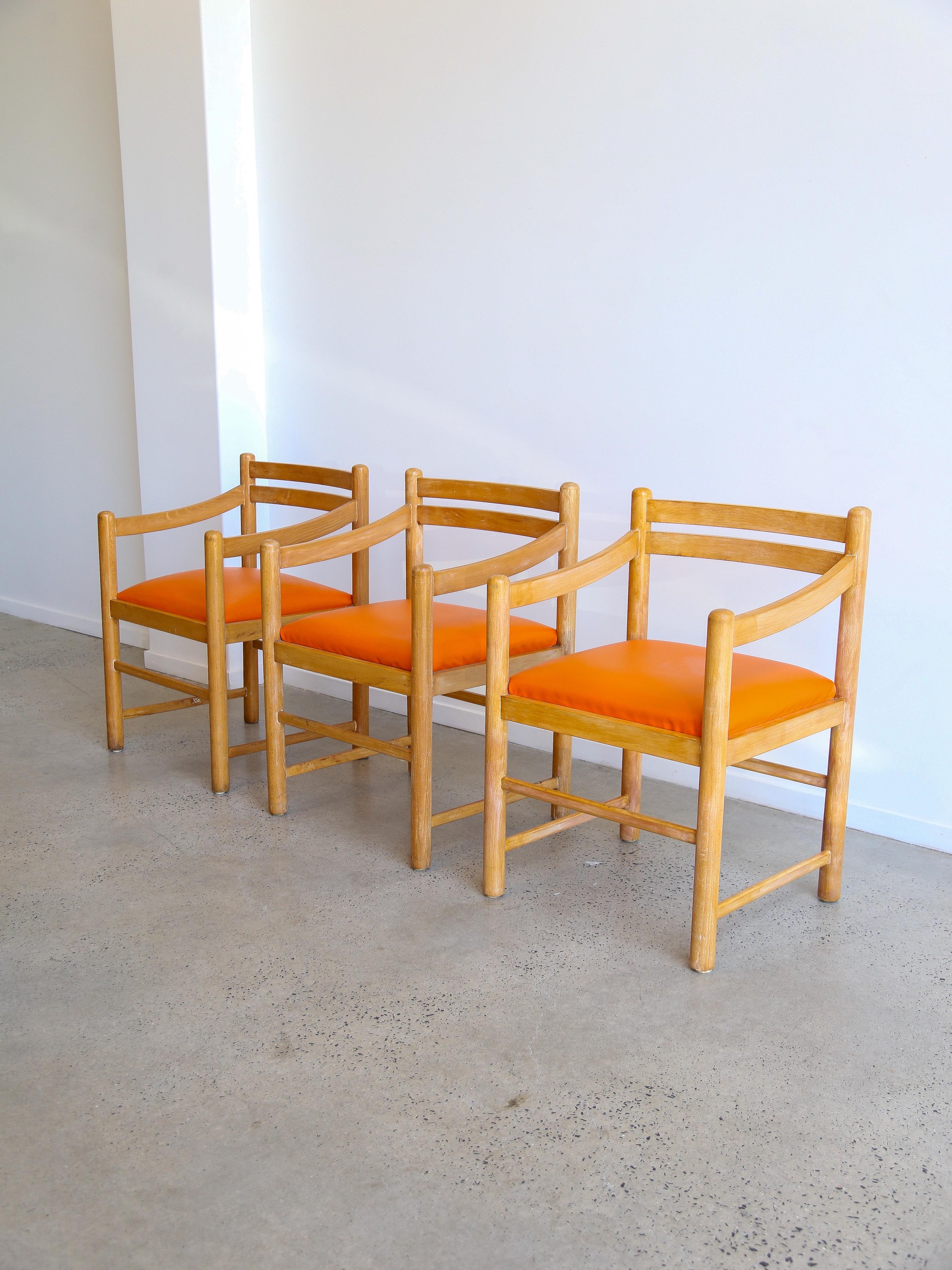 Mid-Century Modern Set of Six Dining Chairs in Rosewood & Orange Leather Cushions For Sale