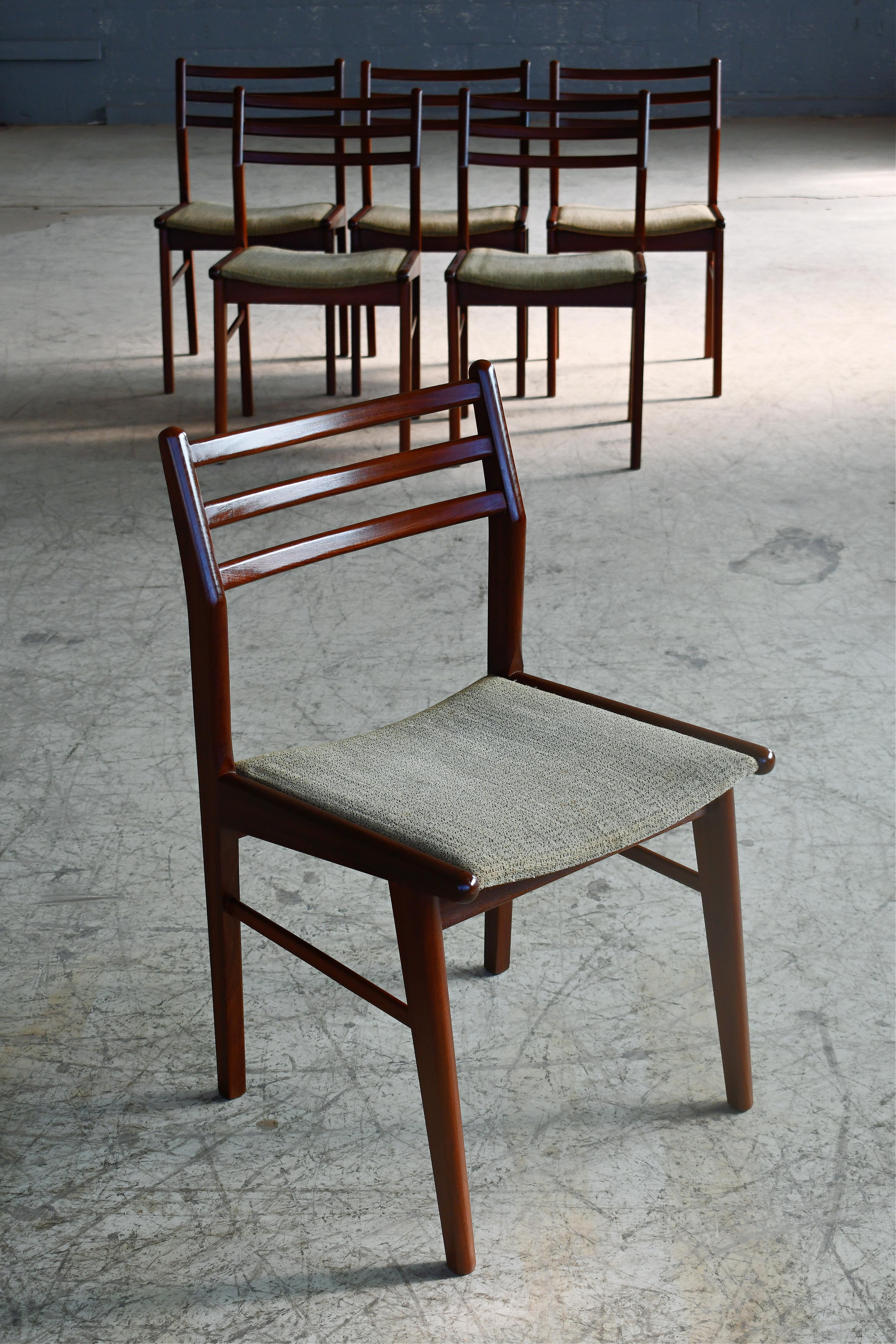 Scandinavian Modern Set of Six Dining Chairs in Teak by Mogens Hansen Denmark 1960's For Sale