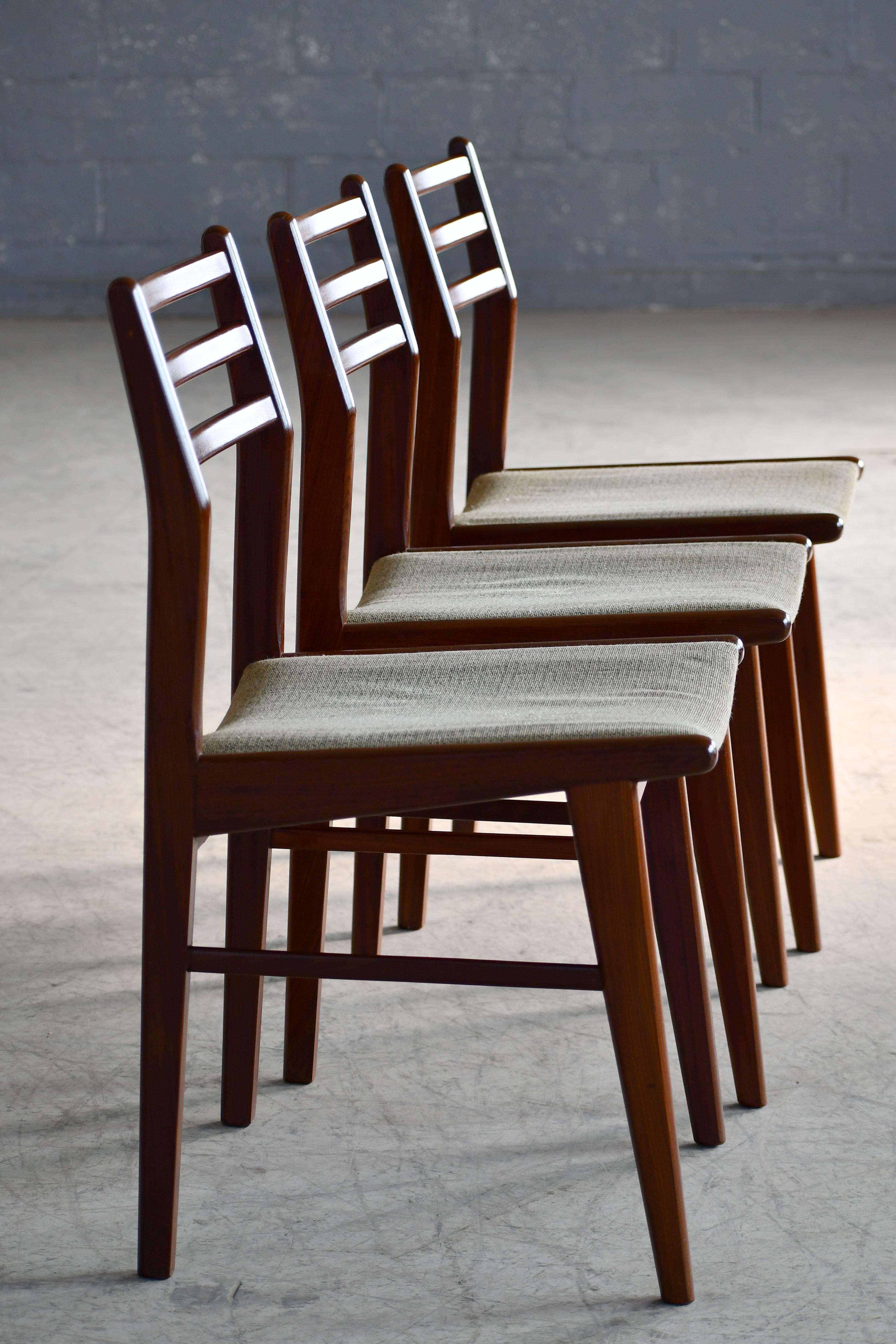 Danish Set of Six Dining Chairs in Teak by Mogens Hansen Denmark 1960's For Sale