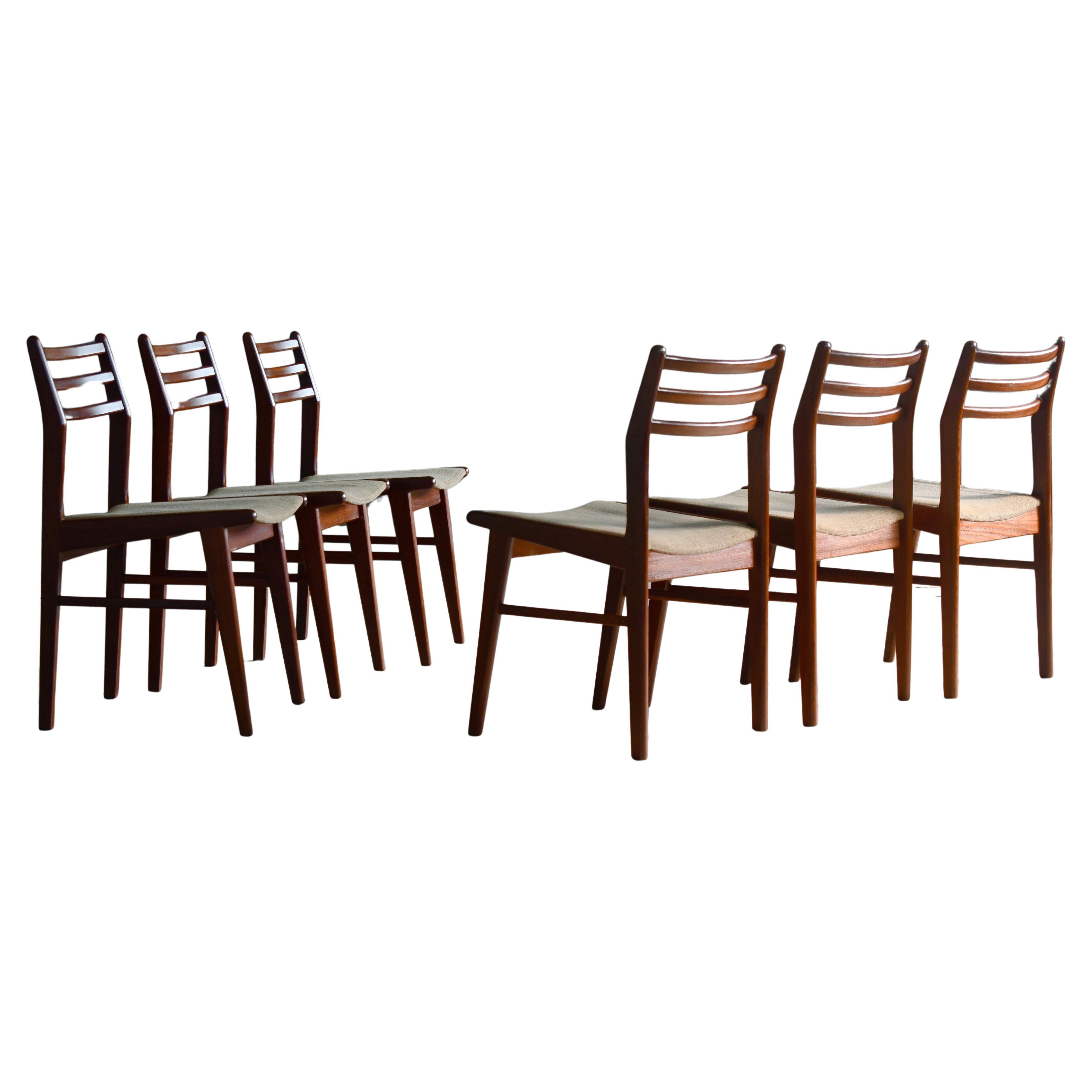 Set of Six Dining Chairs in Teak by Mogens Hansen Denmark 1960's For Sale