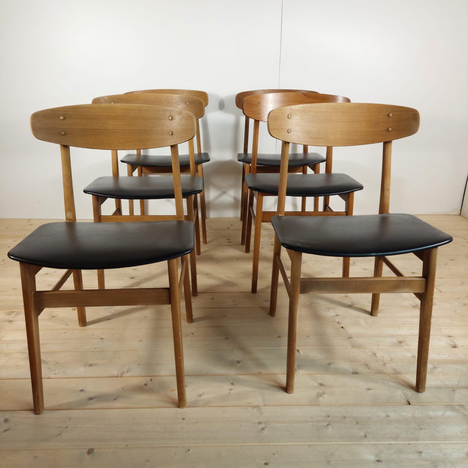 Satz von sechs Esszimmerstühlen aus Teakholz, Dänemark 1960 (Danish) im Angebot