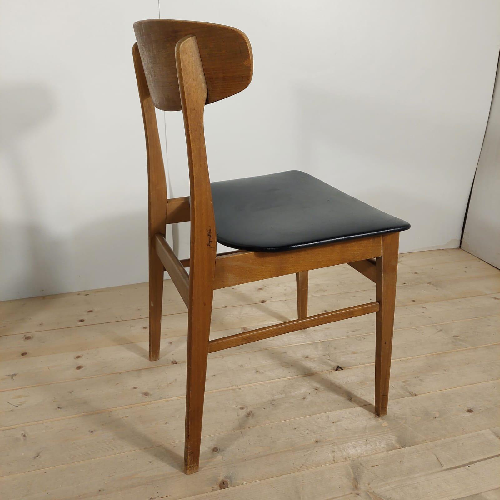 Satz von sechs Esszimmerstühlen aus Teakholz, Dänemark 1960 im Zustand „Gut“ im Angebot in Torino, IT