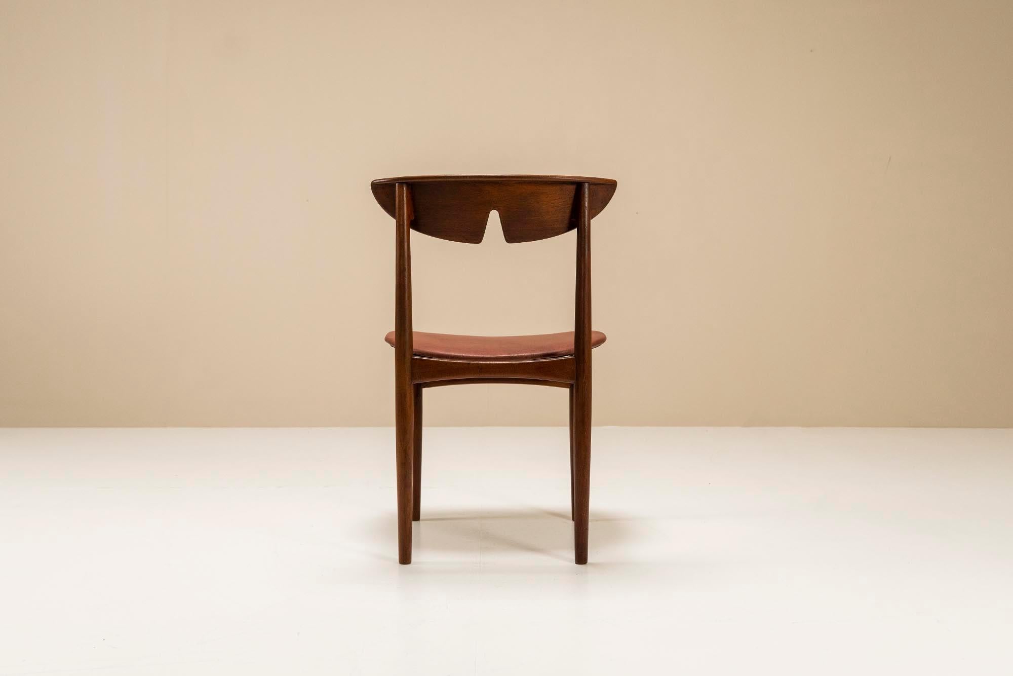 Set of Six Dining Chairs in the Style of Hvidt and Mølgaard, Denmark, 1960s 3
